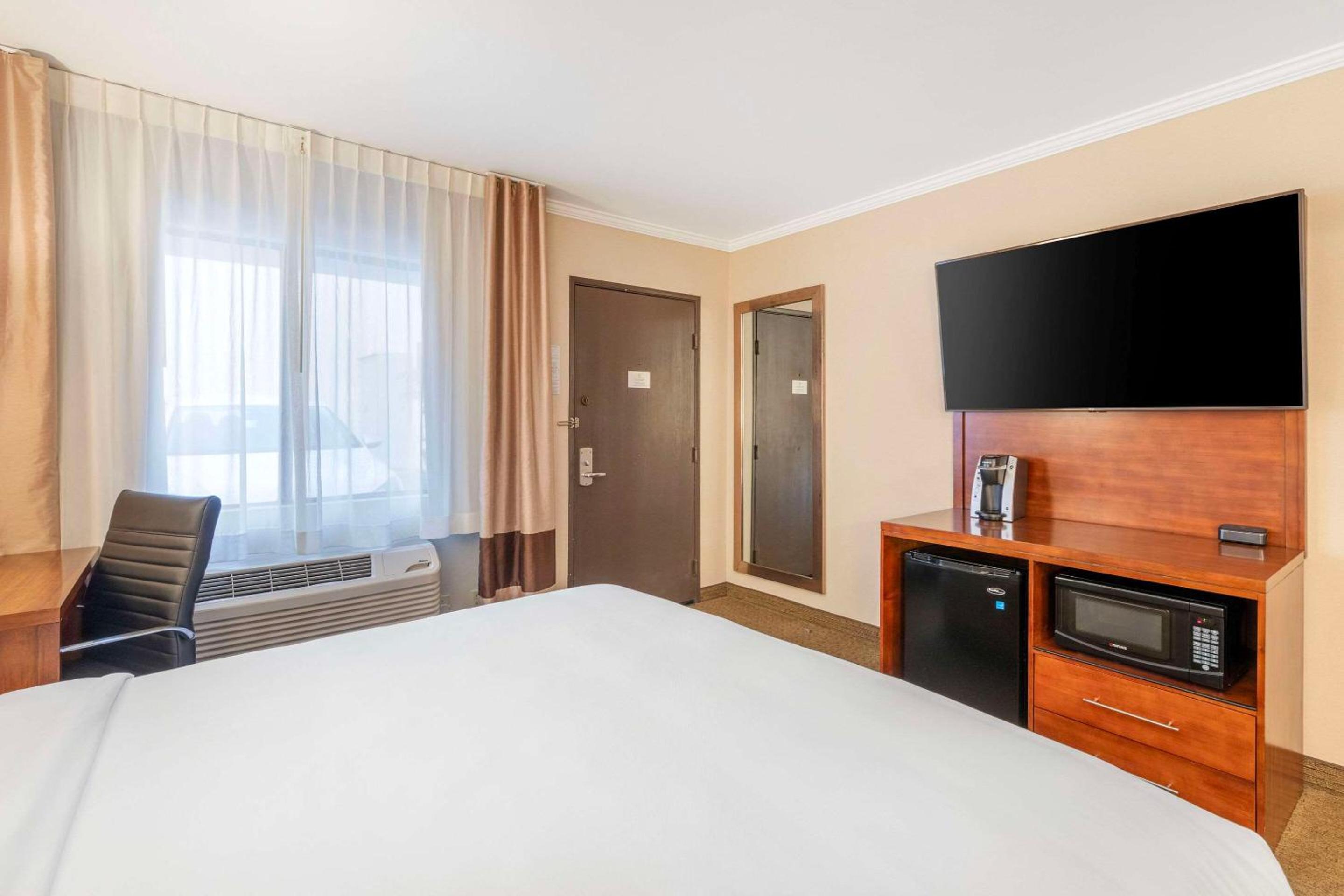 Comfort Inn Santa Monica - West Los Angeles