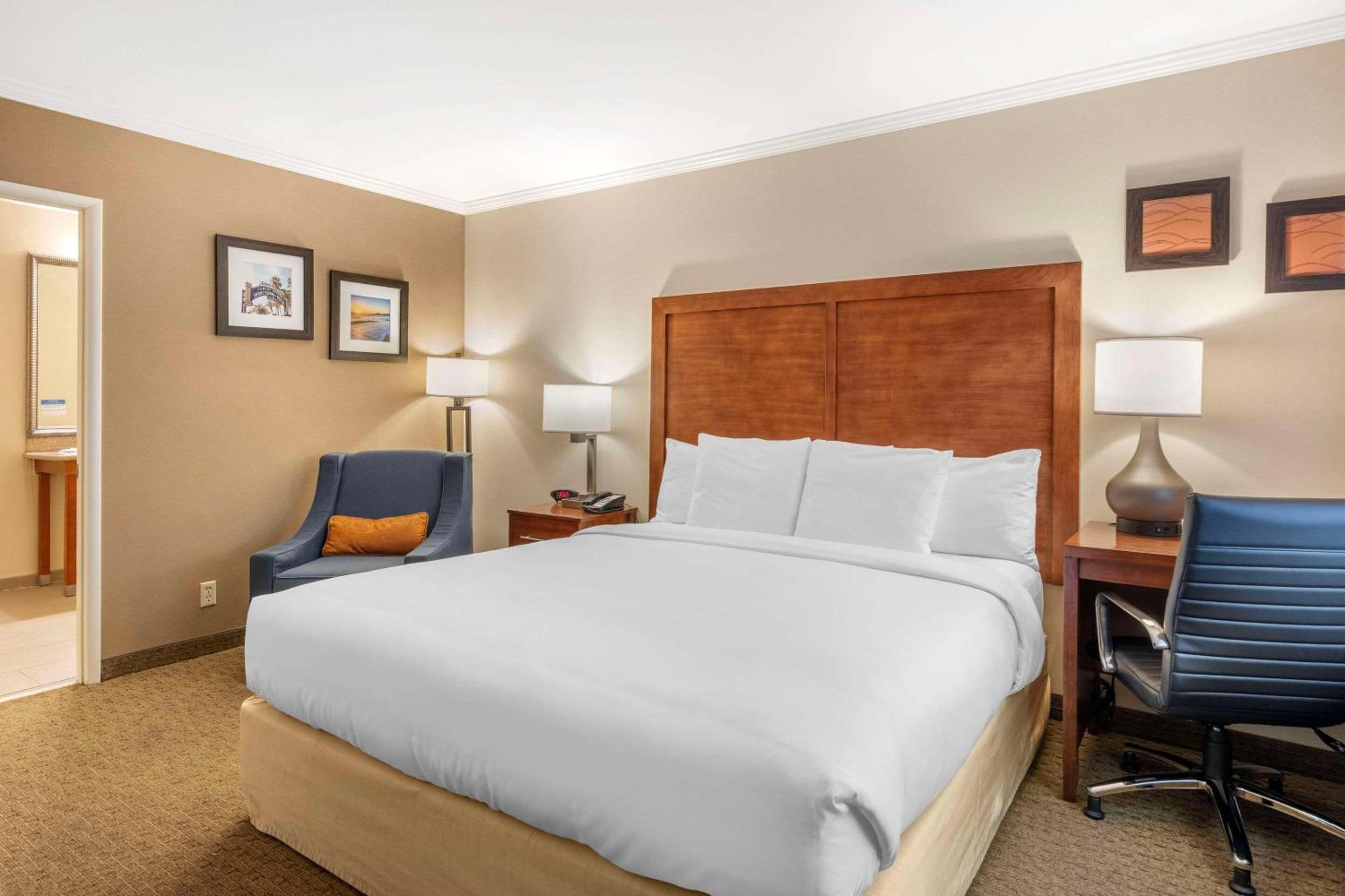 Comfort Inn Santa Monica - West Los Angeles