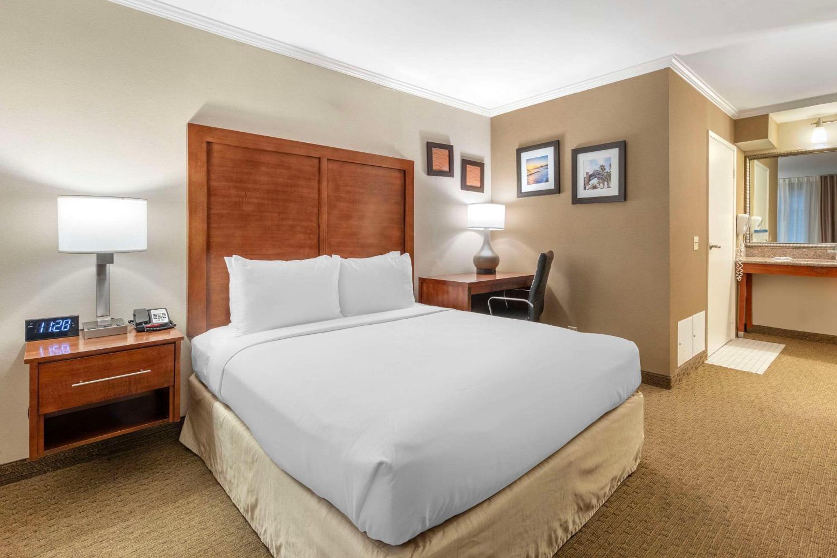 Comfort Inn Santa Monica - West Los Angeles