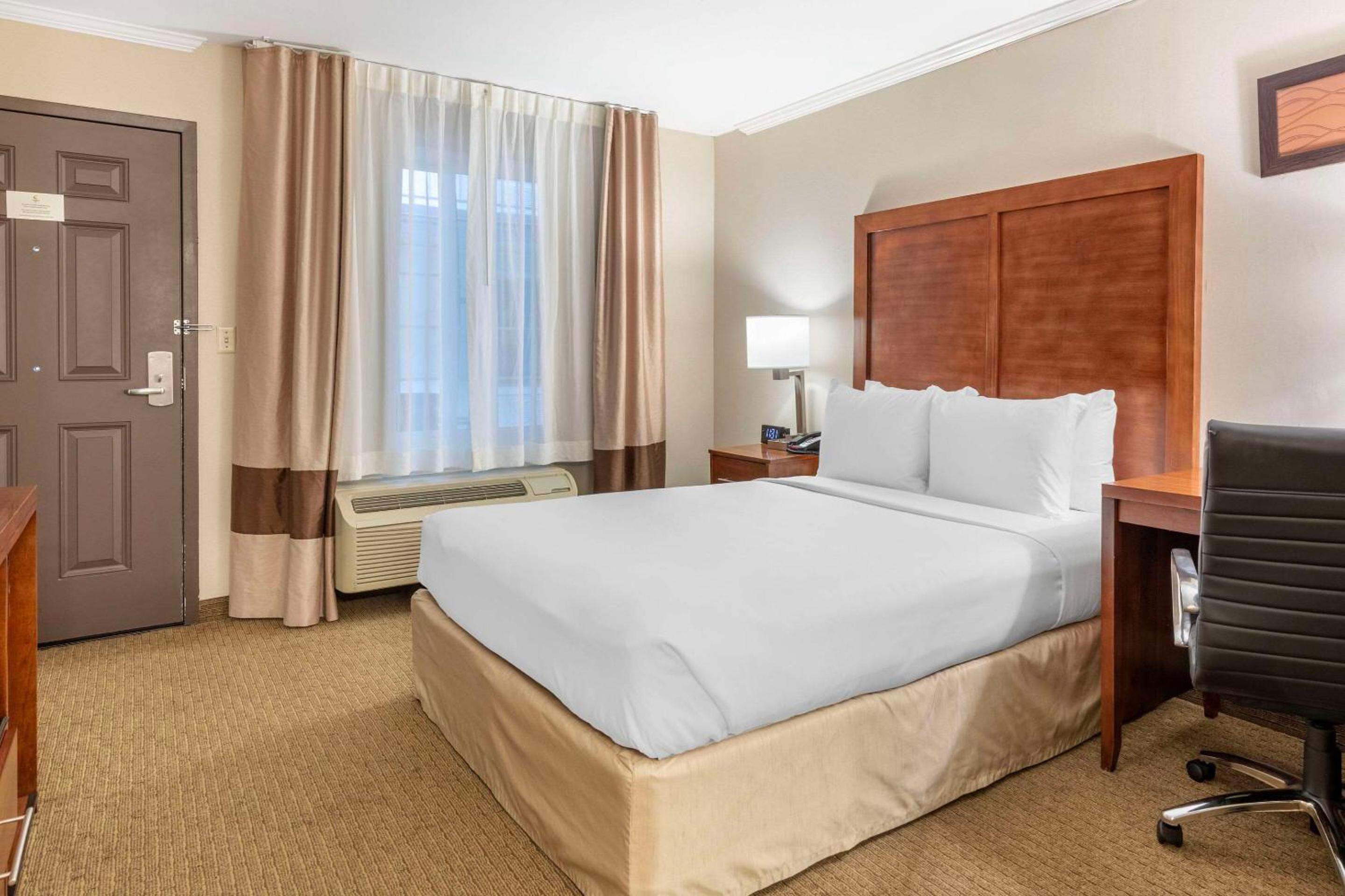 Comfort Inn Santa Monica - West Los Angeles