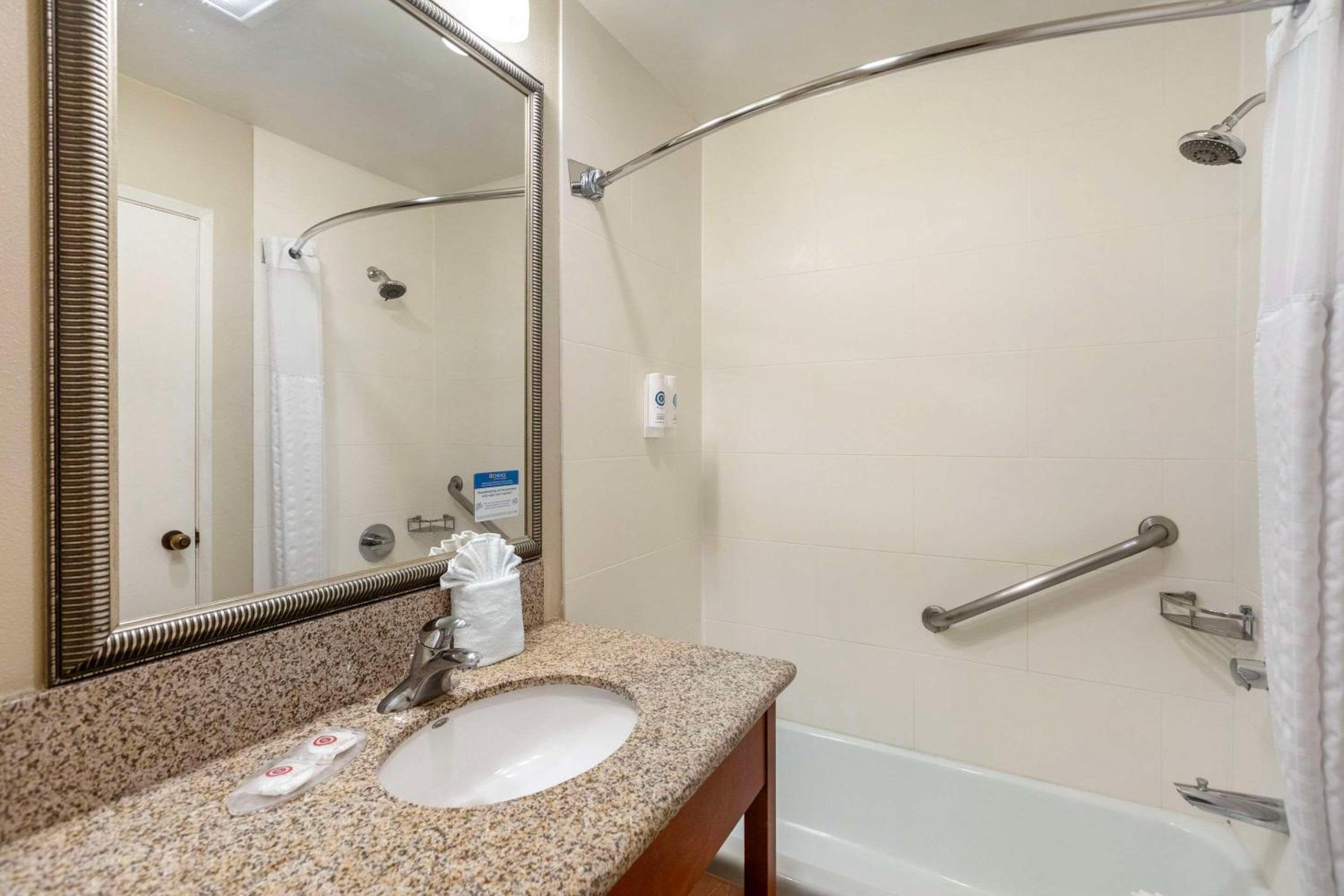 Comfort Inn Santa Monica - West Los Angeles 2