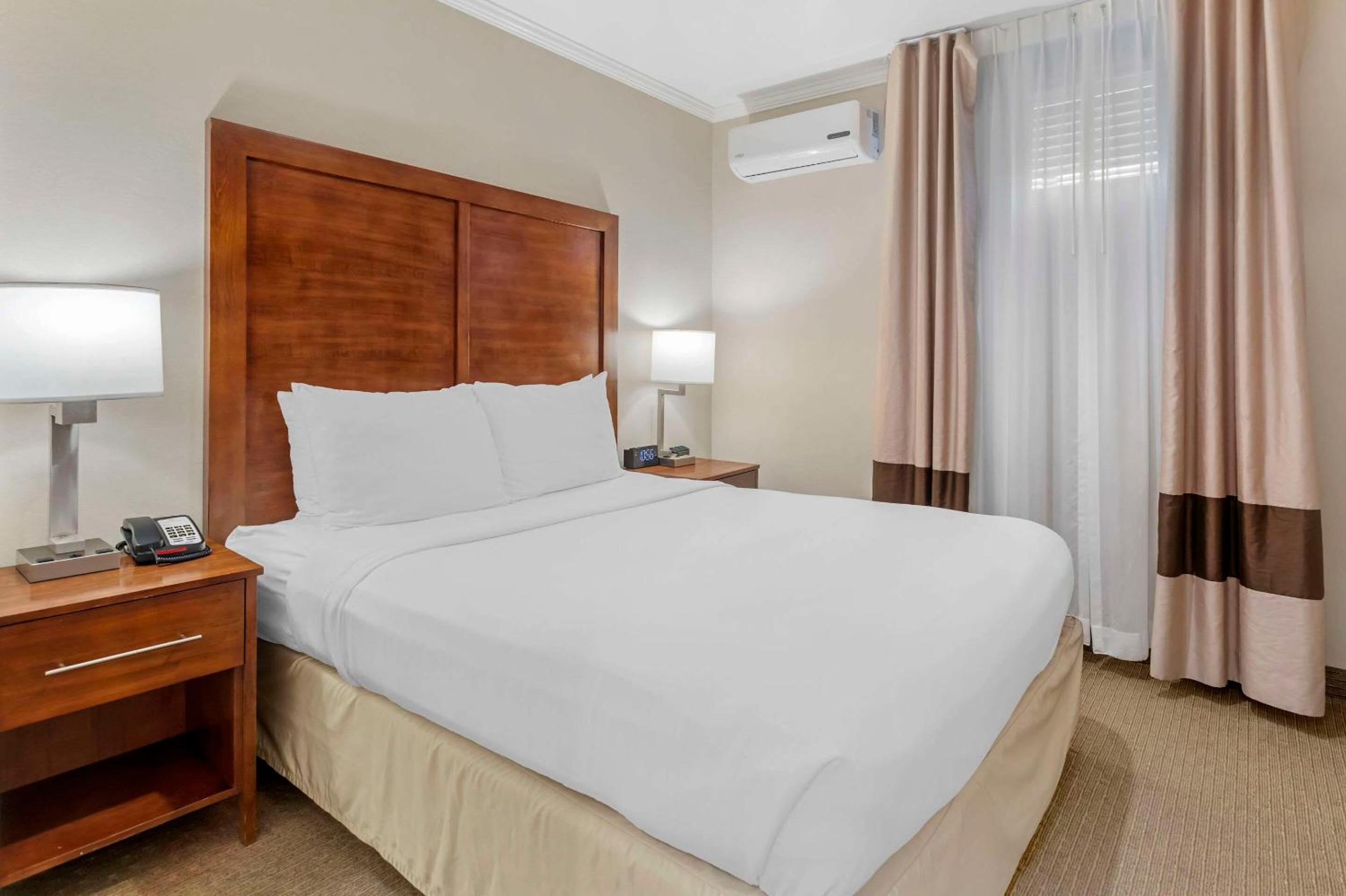 Comfort Inn Santa Monica - West Los Angeles