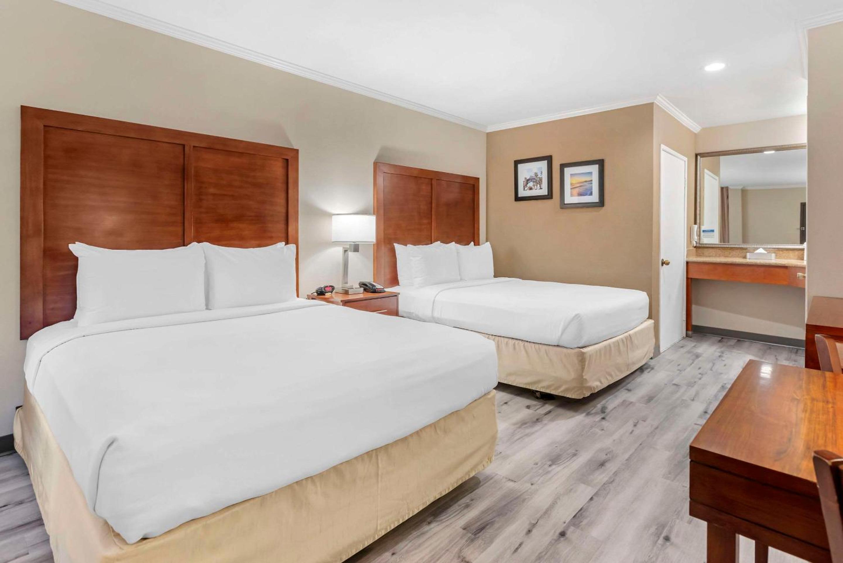 Comfort Inn Santa Monica - West Los Angeles