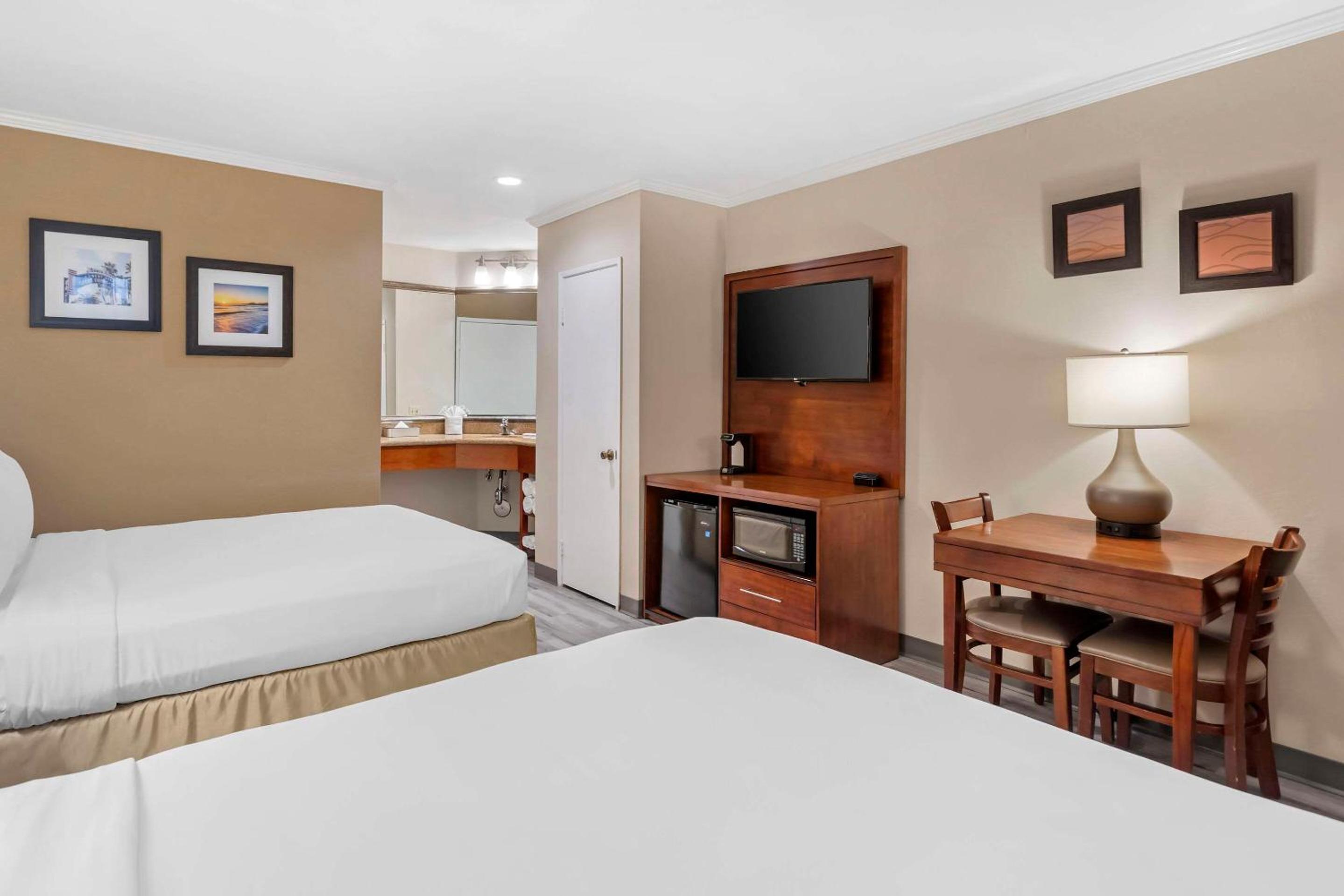 Comfort Inn Santa Monica - West Los Angeles
