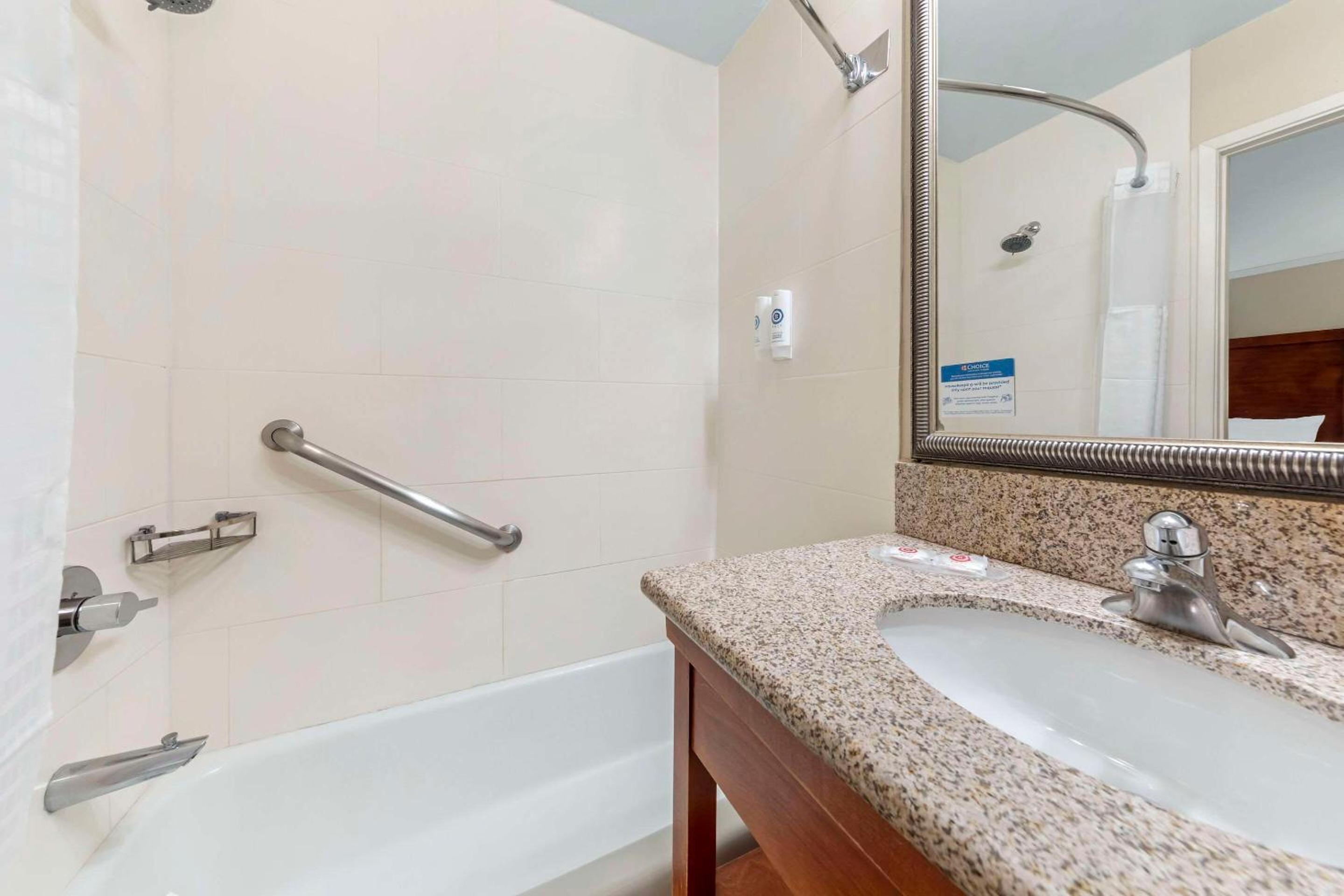 Comfort Inn Santa Monica - West Los Angeles