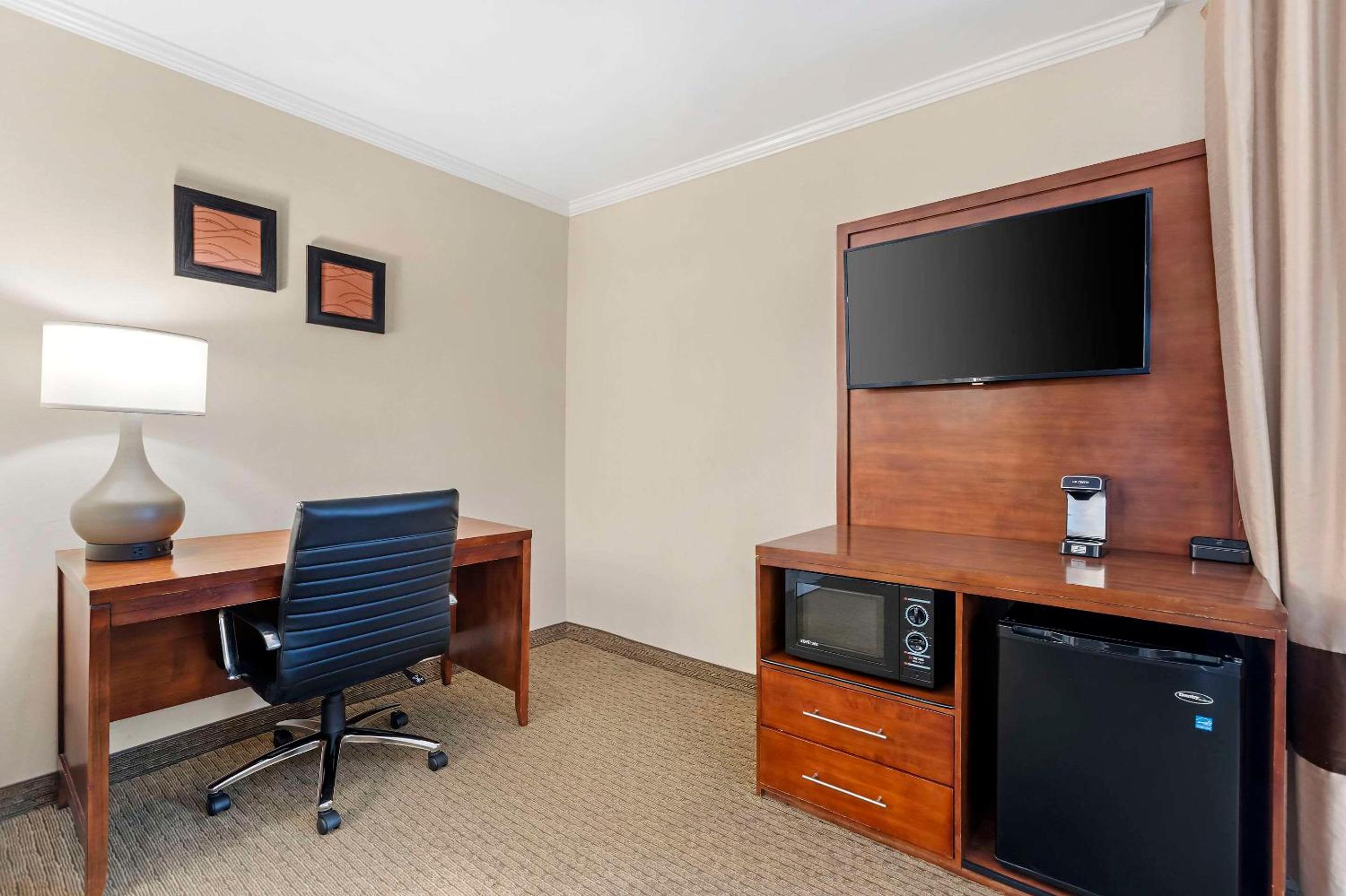 Comfort Inn Santa Monica - West Los Angeles