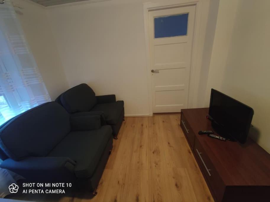 Photo 7