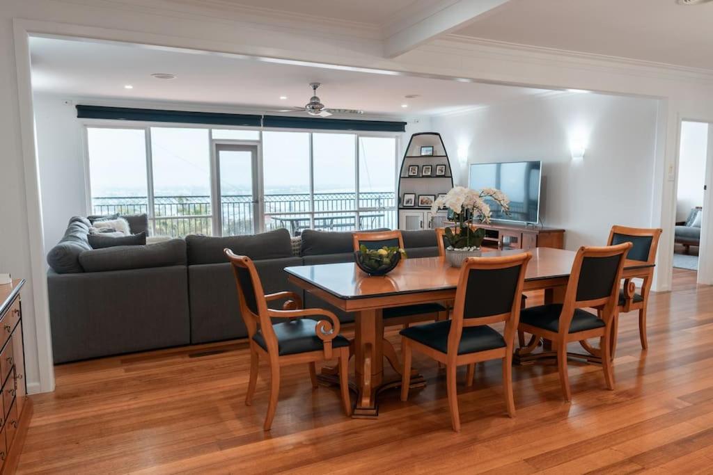 Mt Martha home with beach views