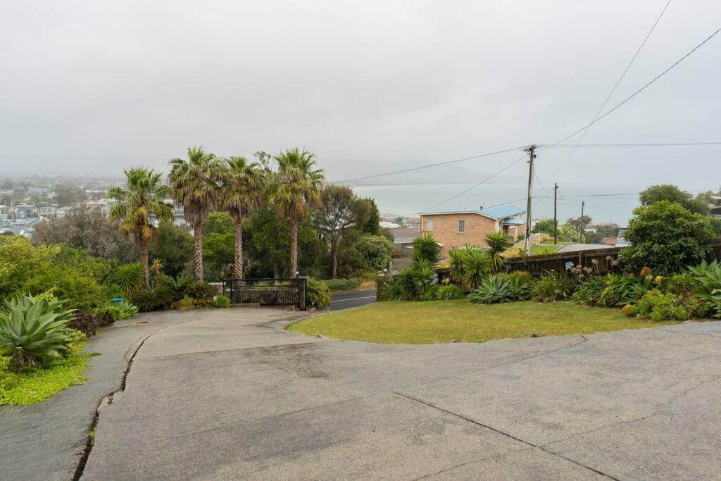 Mt Martha home with beach views