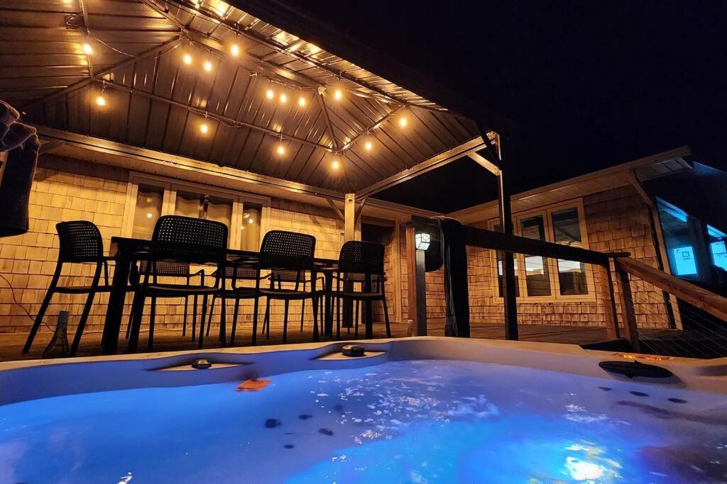 Serenity Retreat Oceanview and Spa
