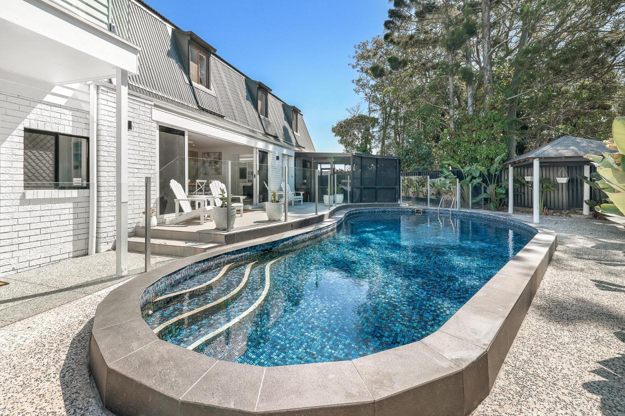 5BR Mermaid Waters Luxury Home