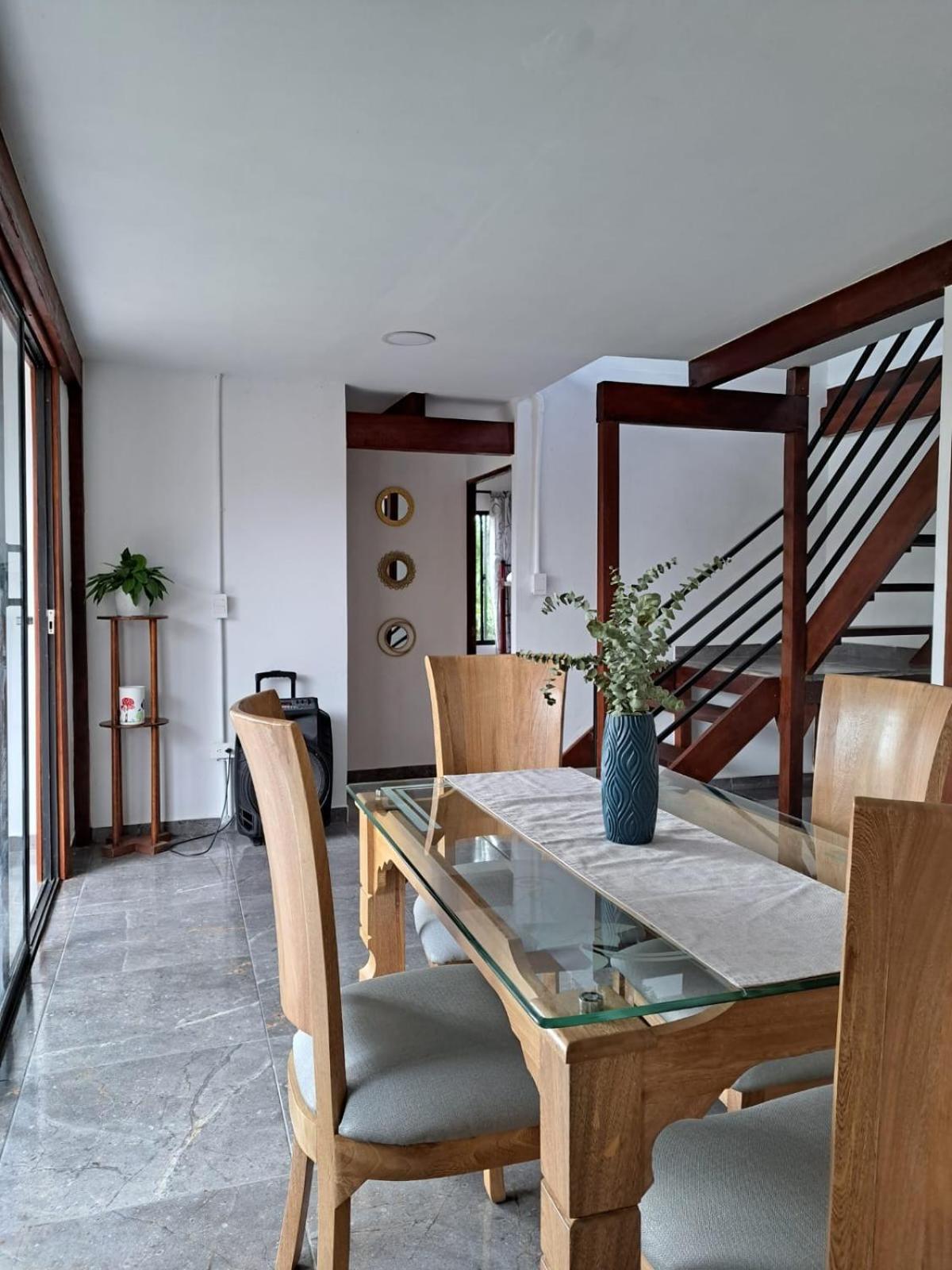 Hermosa casa de campo el Peñol,Guatapé