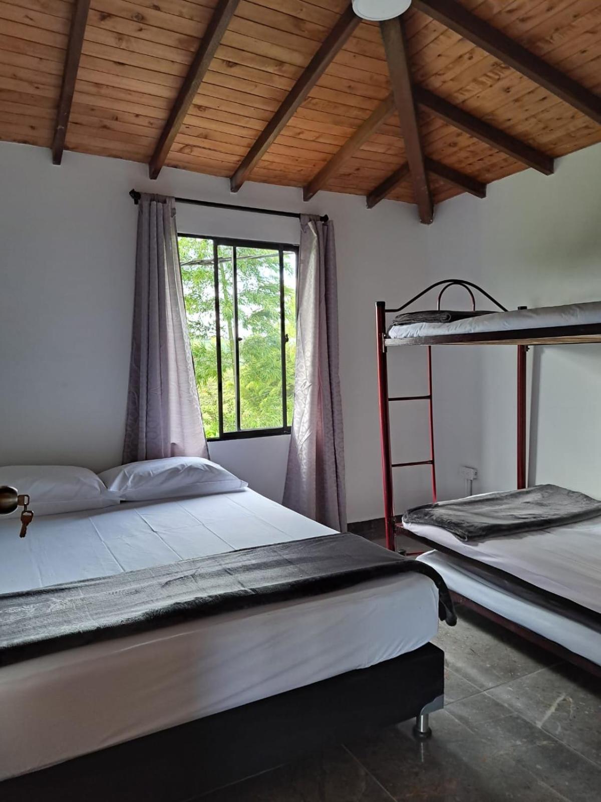 Hermosa casa de campo el Peñol,Guatapé