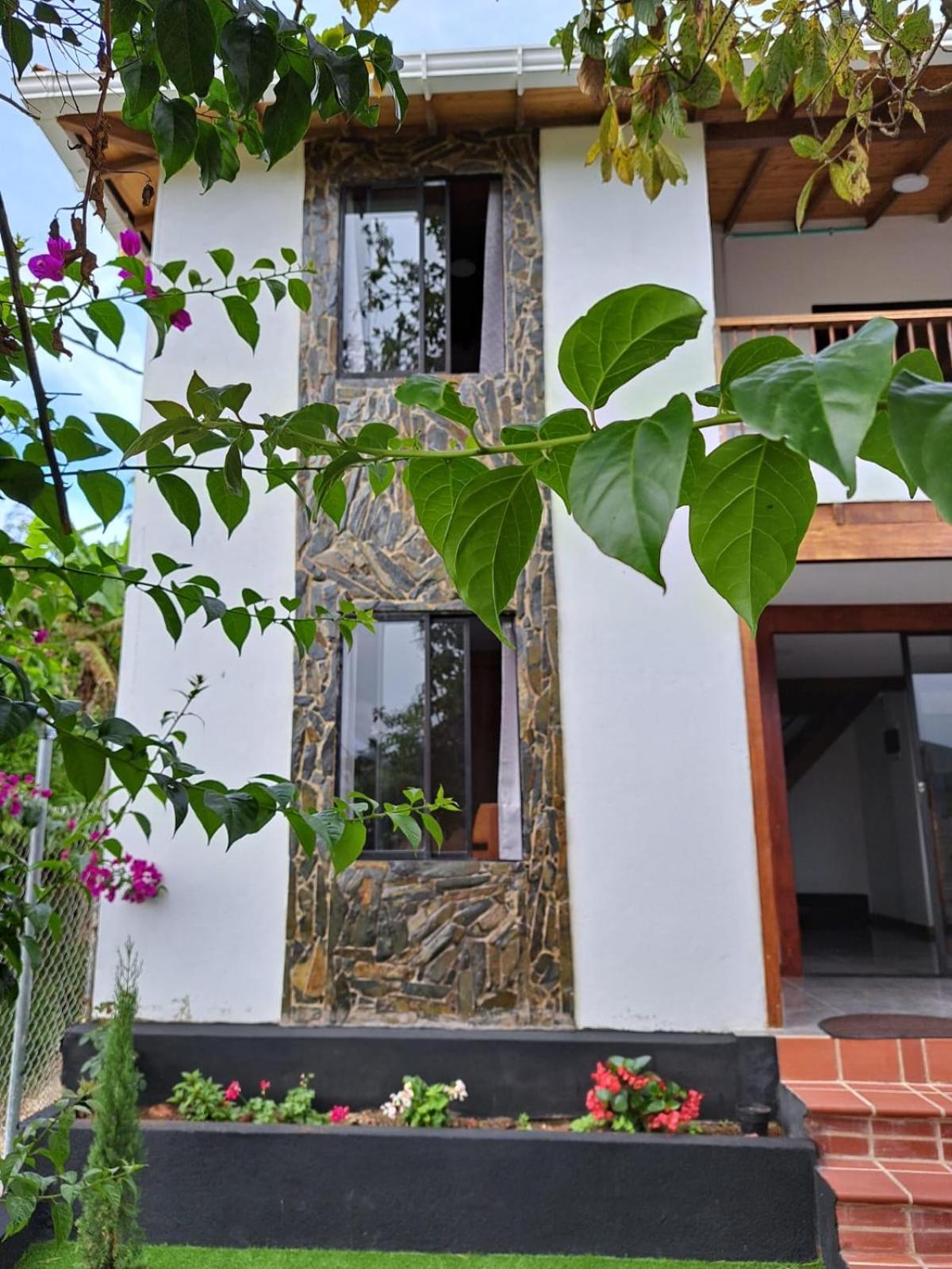 Hermosa casa de campo el Peñol,Guatapé