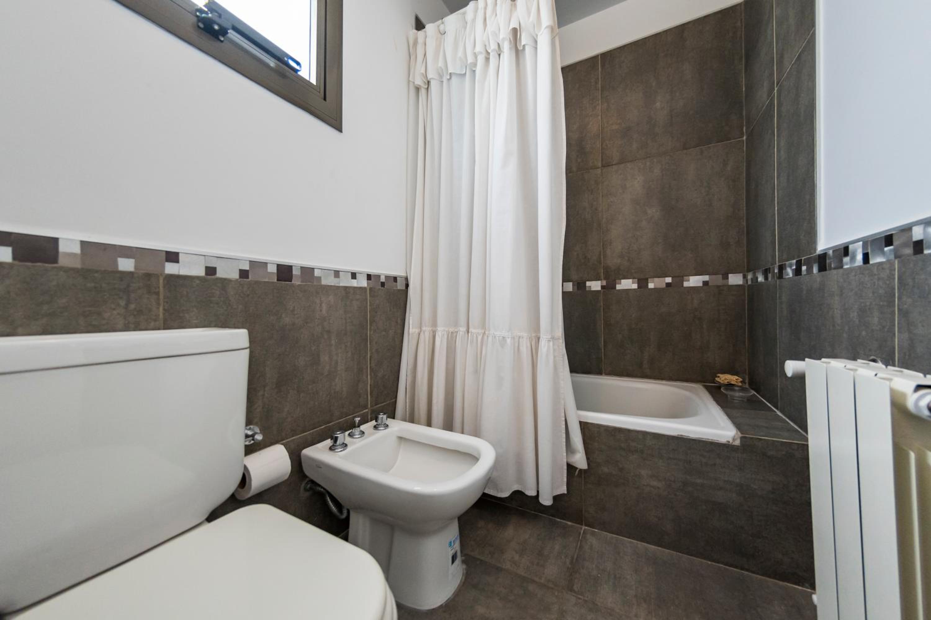 Duplex en Barrio Claros del Bosque - Zona Sur