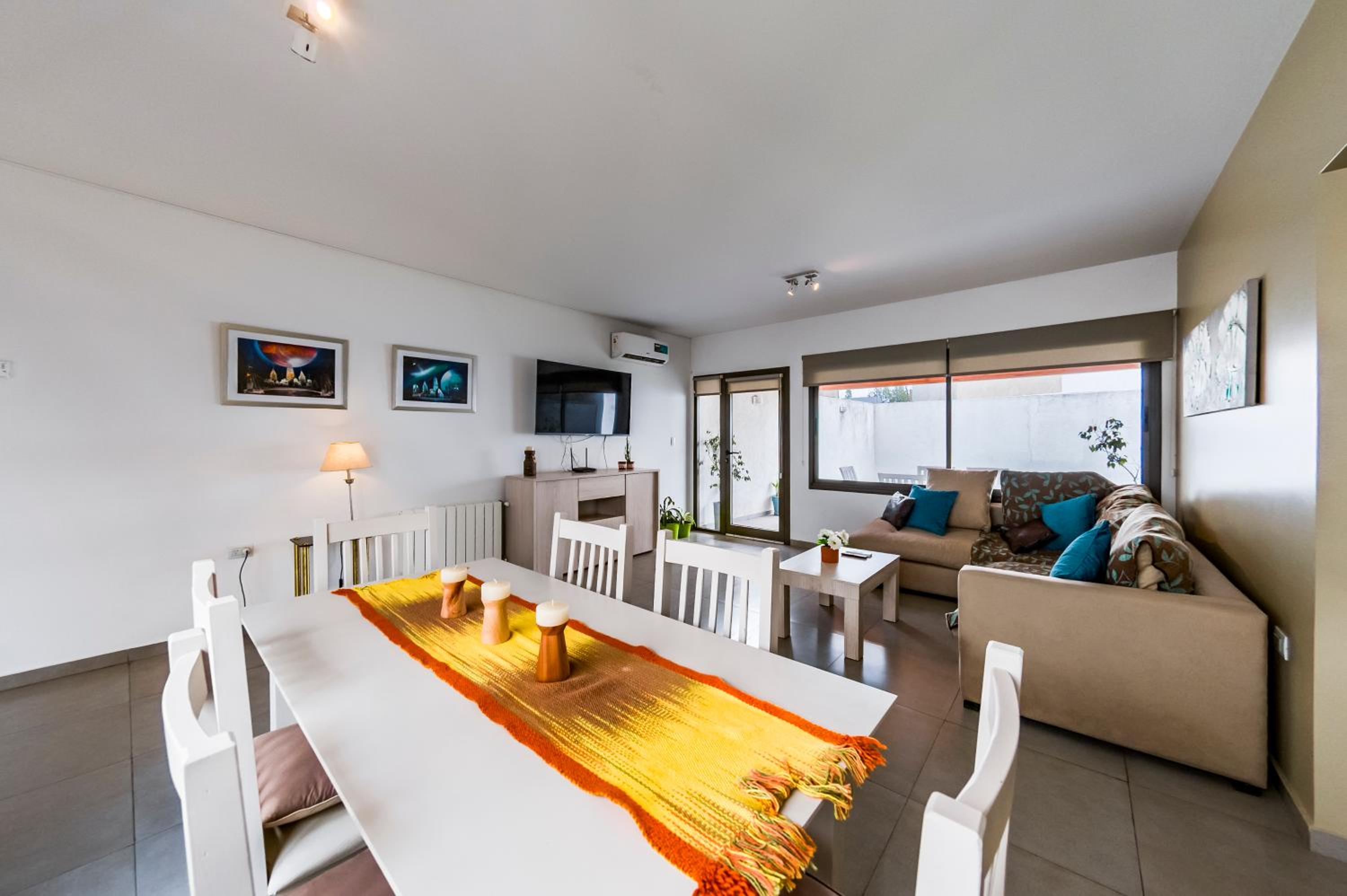 Duplex en Barrio Claros del Bosque - Zona Sur