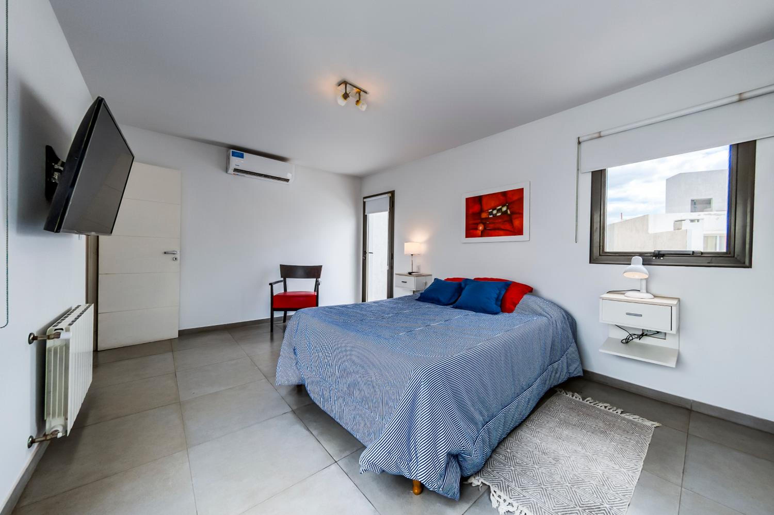 Duplex en Barrio Claros del Bosque - Zona Sur