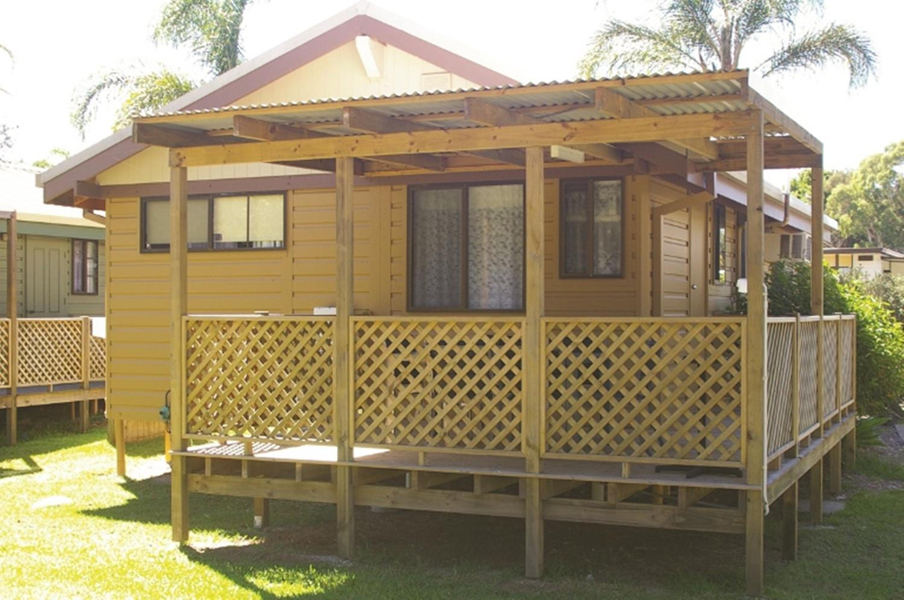 Smugglers Cove Holiday Village