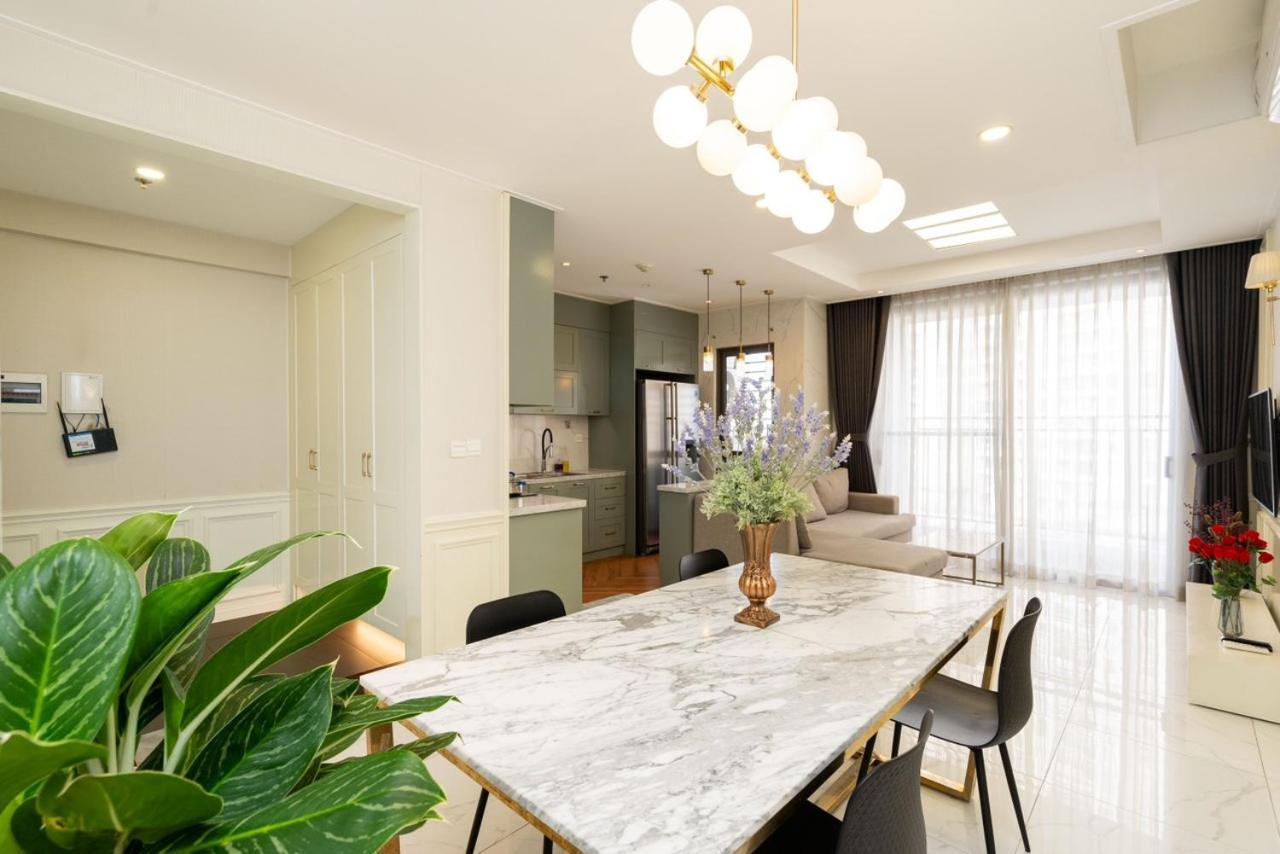 Yomo Apartment RiverGate Residence