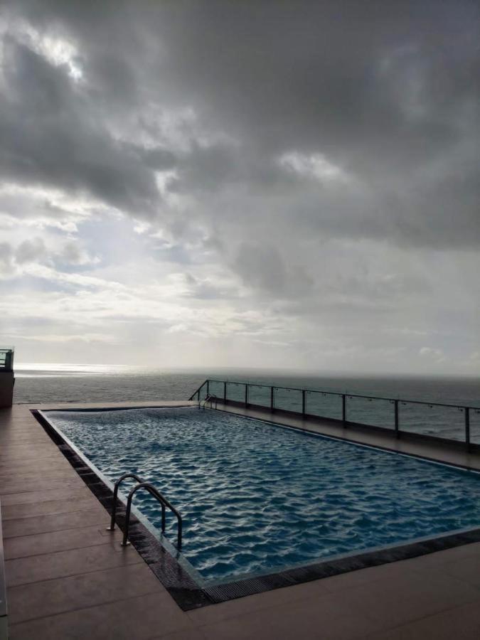 ESTA - Sea View Luxury Beach Apartment