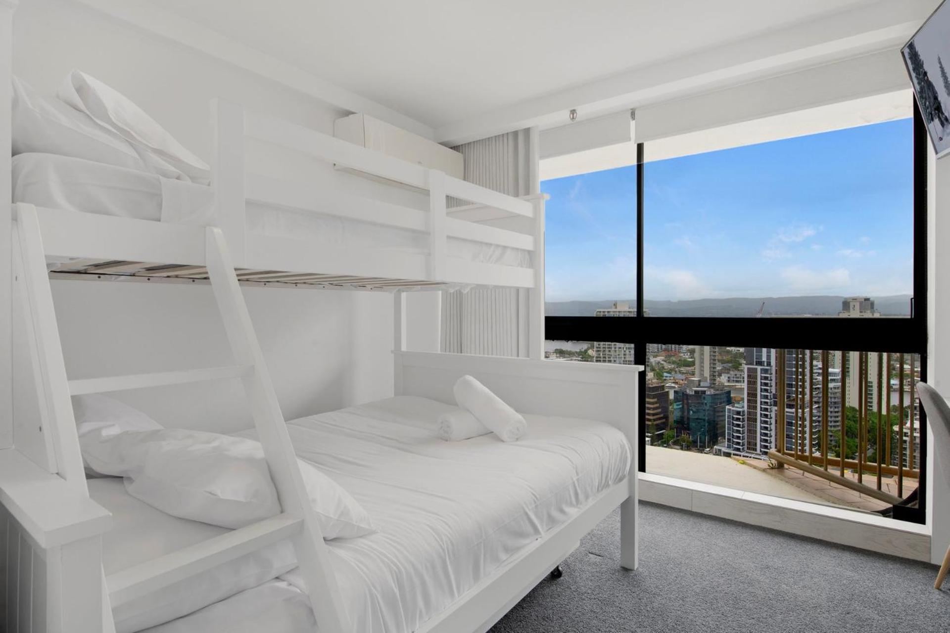 Imperial Surf Modern Beachfront Apartment - CoastHM