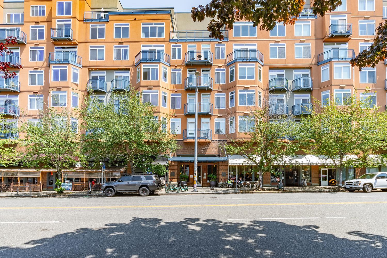 Seattle Among The Trees: in Belltown w/Parking! view 2