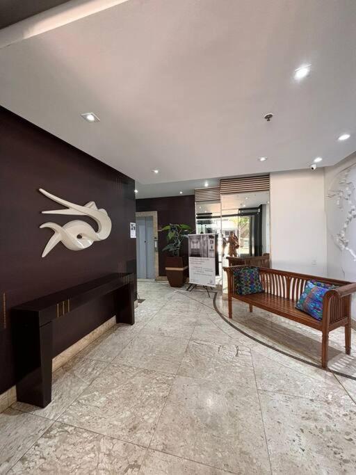 Belo Apartamento Praia Barra da Tijuca -Acolhedor e Confortável -