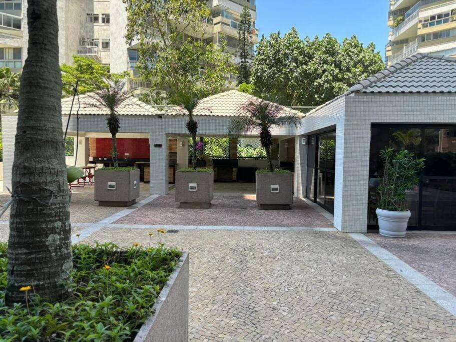Belo Apartamento Praia Barra da Tijuca -Acolhedor e Confortável -
