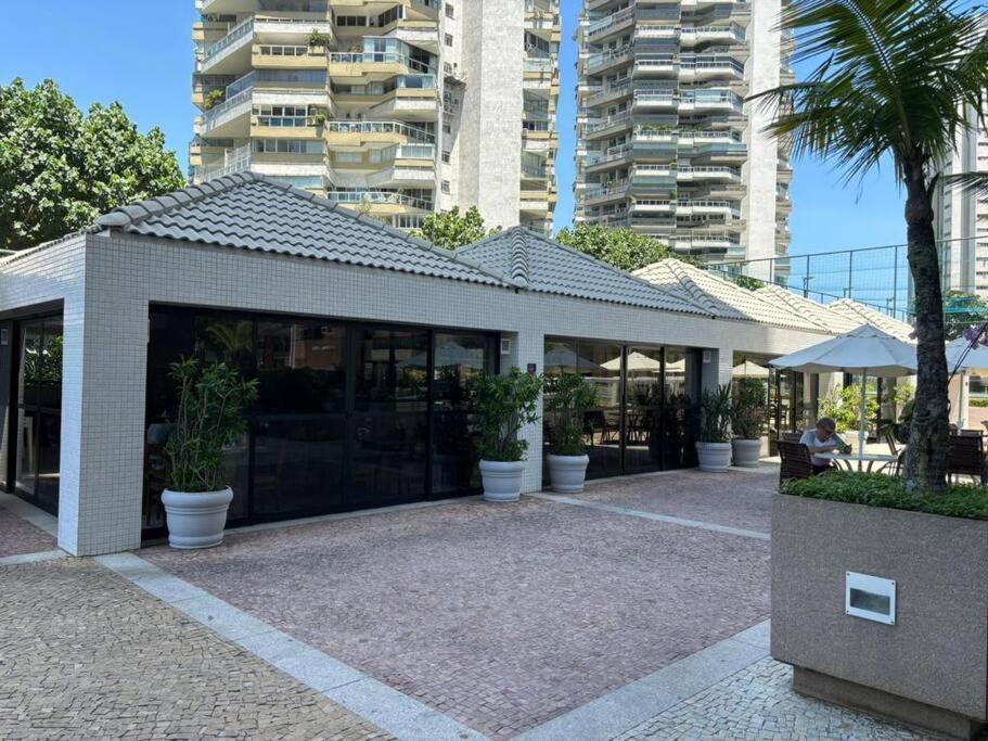 Belo Apartamento Praia Barra da Tijuca -Acolhedor e Confortável -
