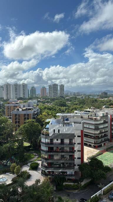 Belo Apartamento Praia Barra da Tijuca -Acolhedor e Confortável -