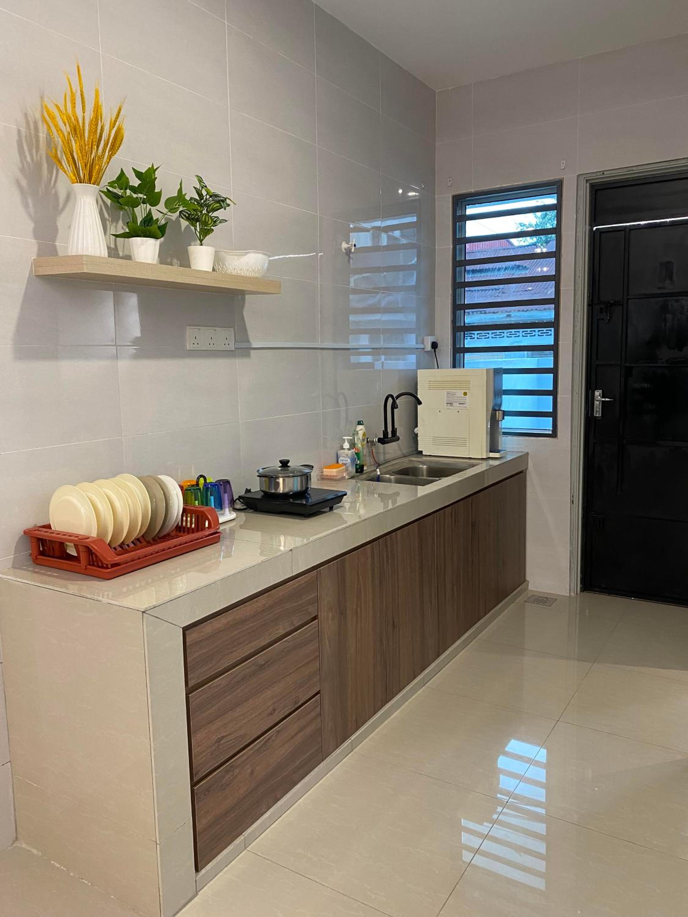 LYL HOMESTAY-IPOH 10Pax 4R photo 4