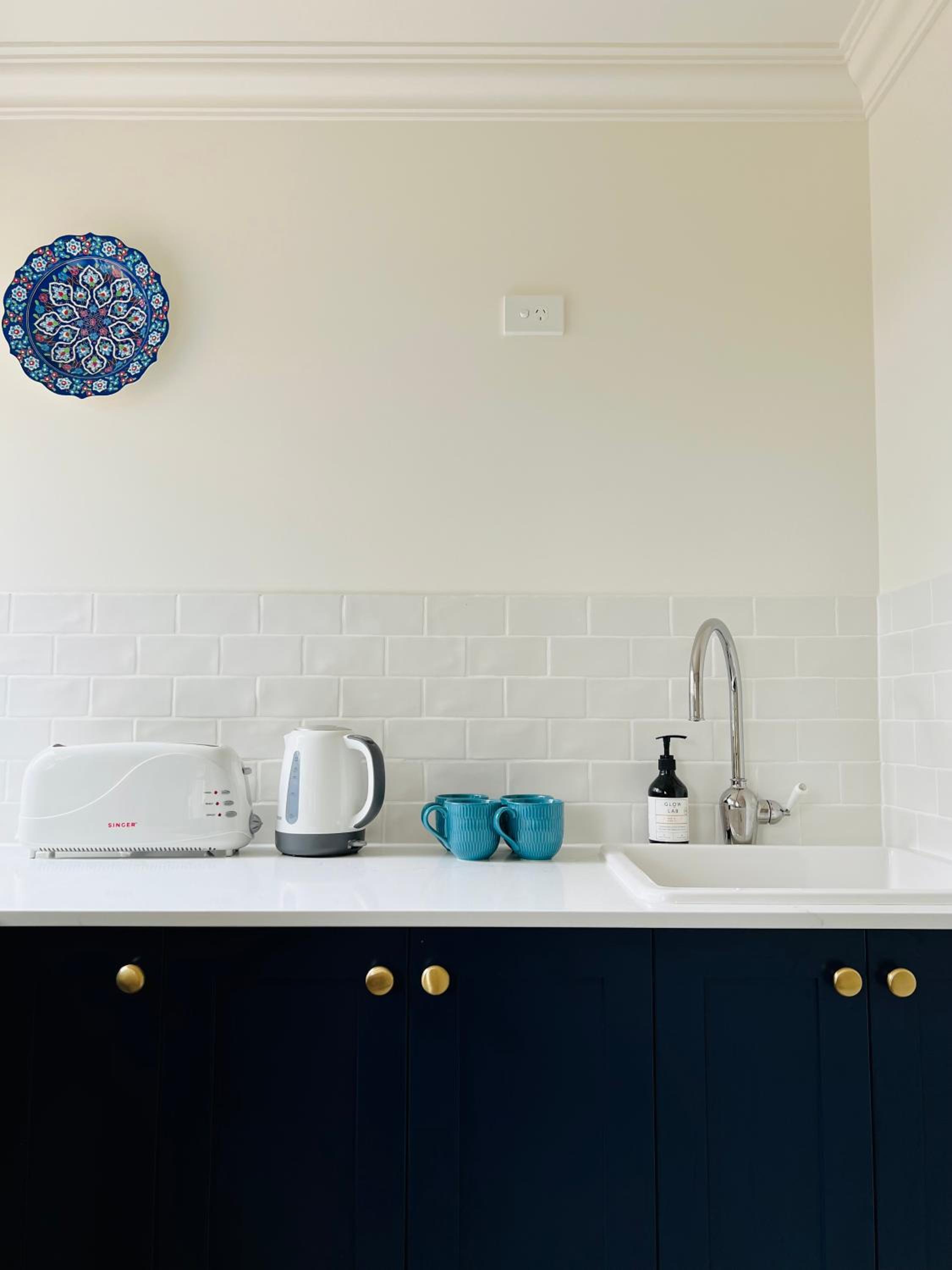 Summit House Armidale - 2 or 4 Bedrooms