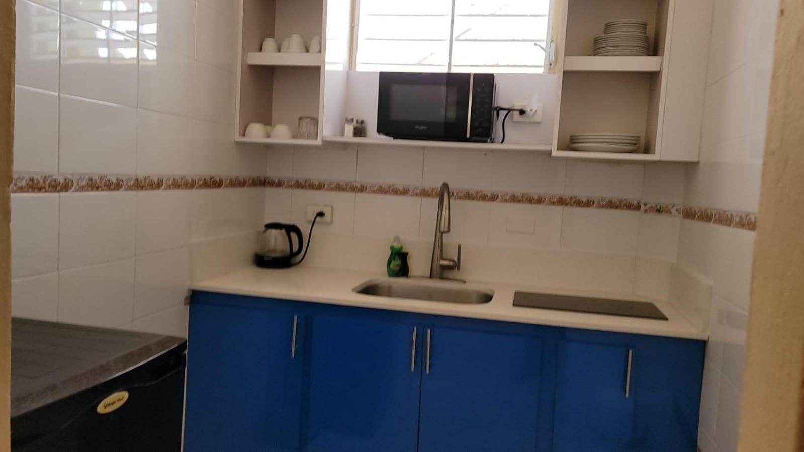 Del Valle Unit 2, Economical Large Studio Near Beach, Sleeps Up to 4 view 5