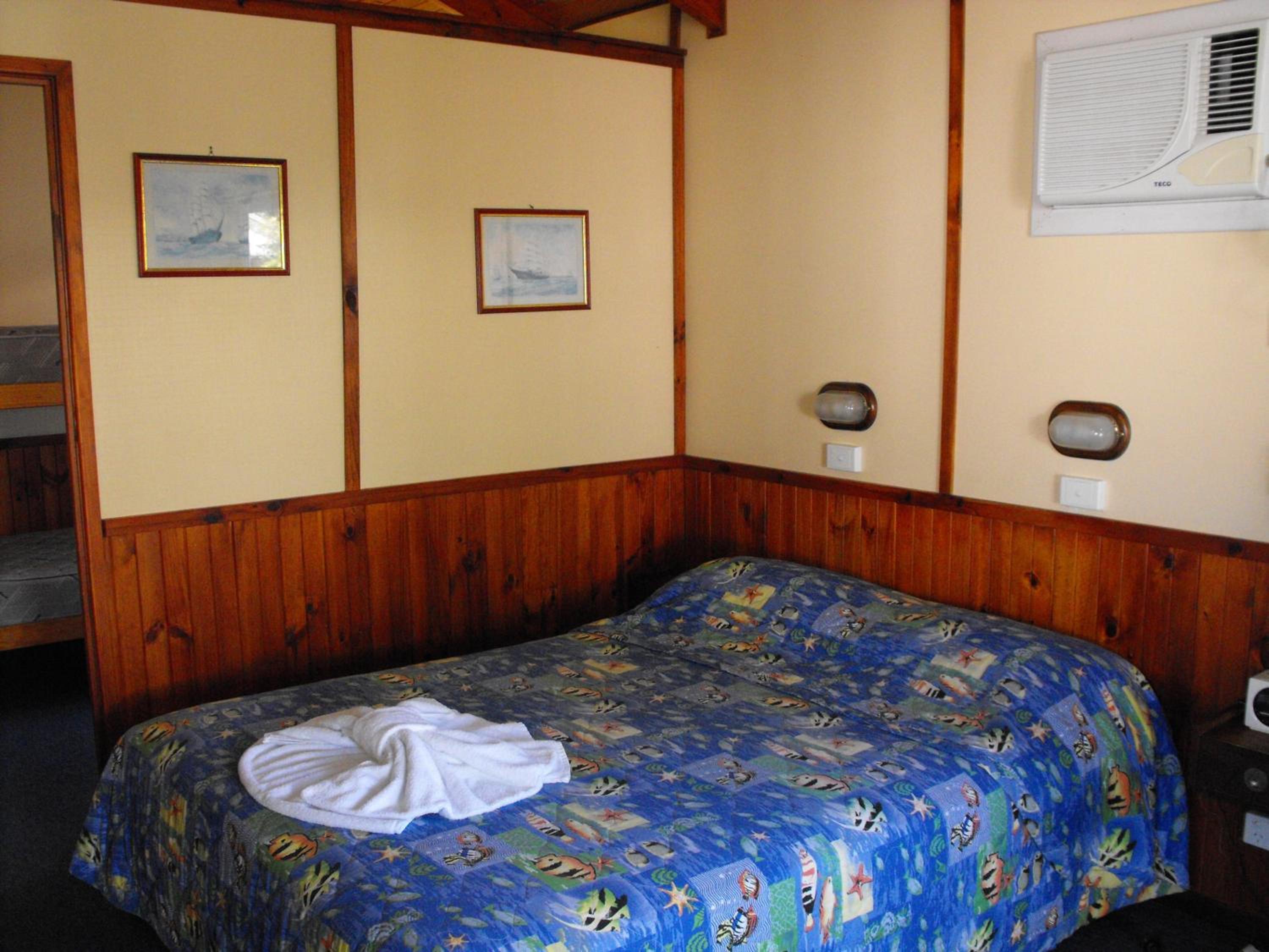 Smugglers Cove Holiday Village