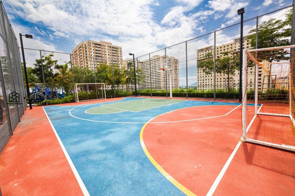 Urban Suites with Spectacular High Floor View #3BR #03 photo 8