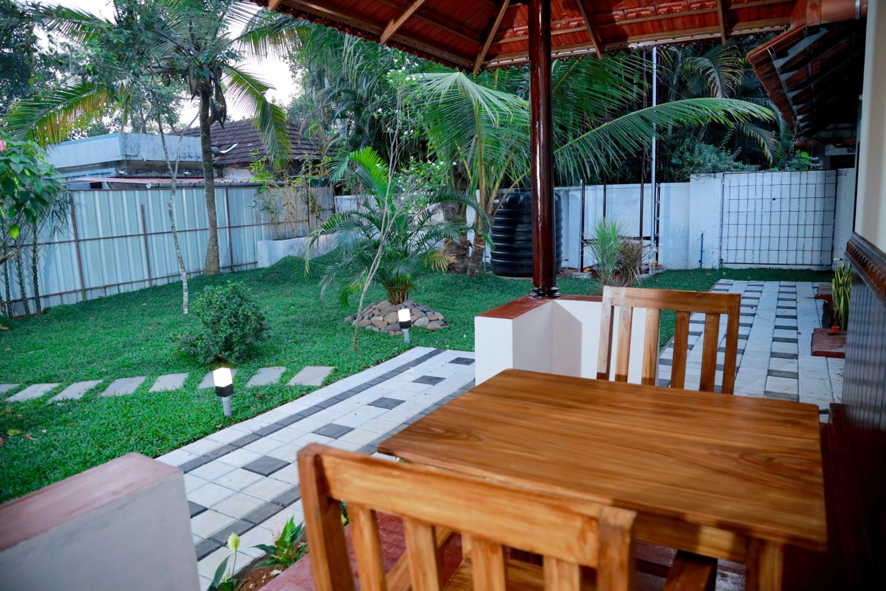 Isha Marari Beach homestay view 2