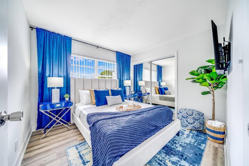 Adorable Condo in Peaceful Area - Palm Wave Says view 2