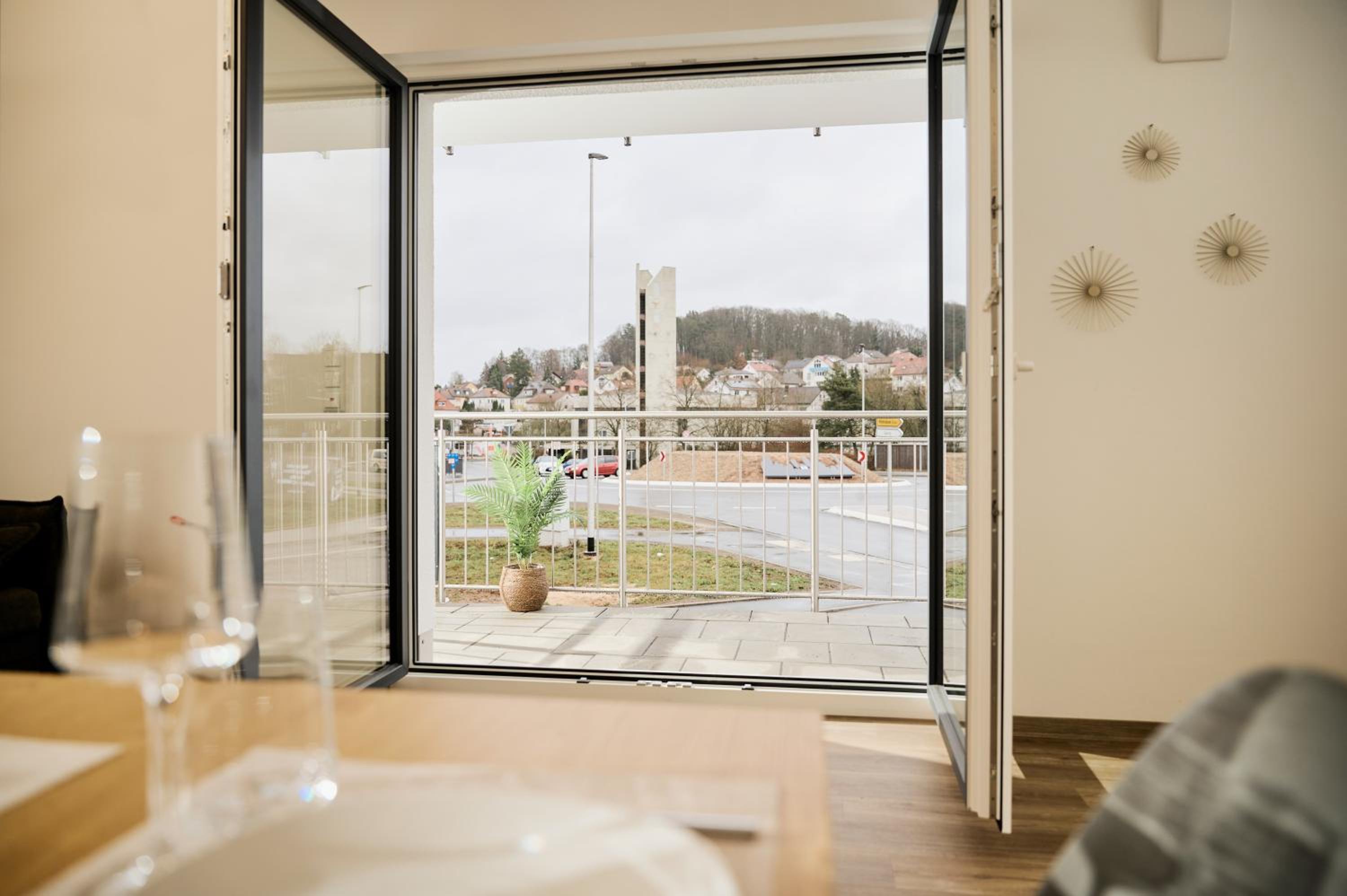 Rent4Living Apartments WLAN I Tiefgarage I nahe dem Zentrum und Therme I Barrierearm