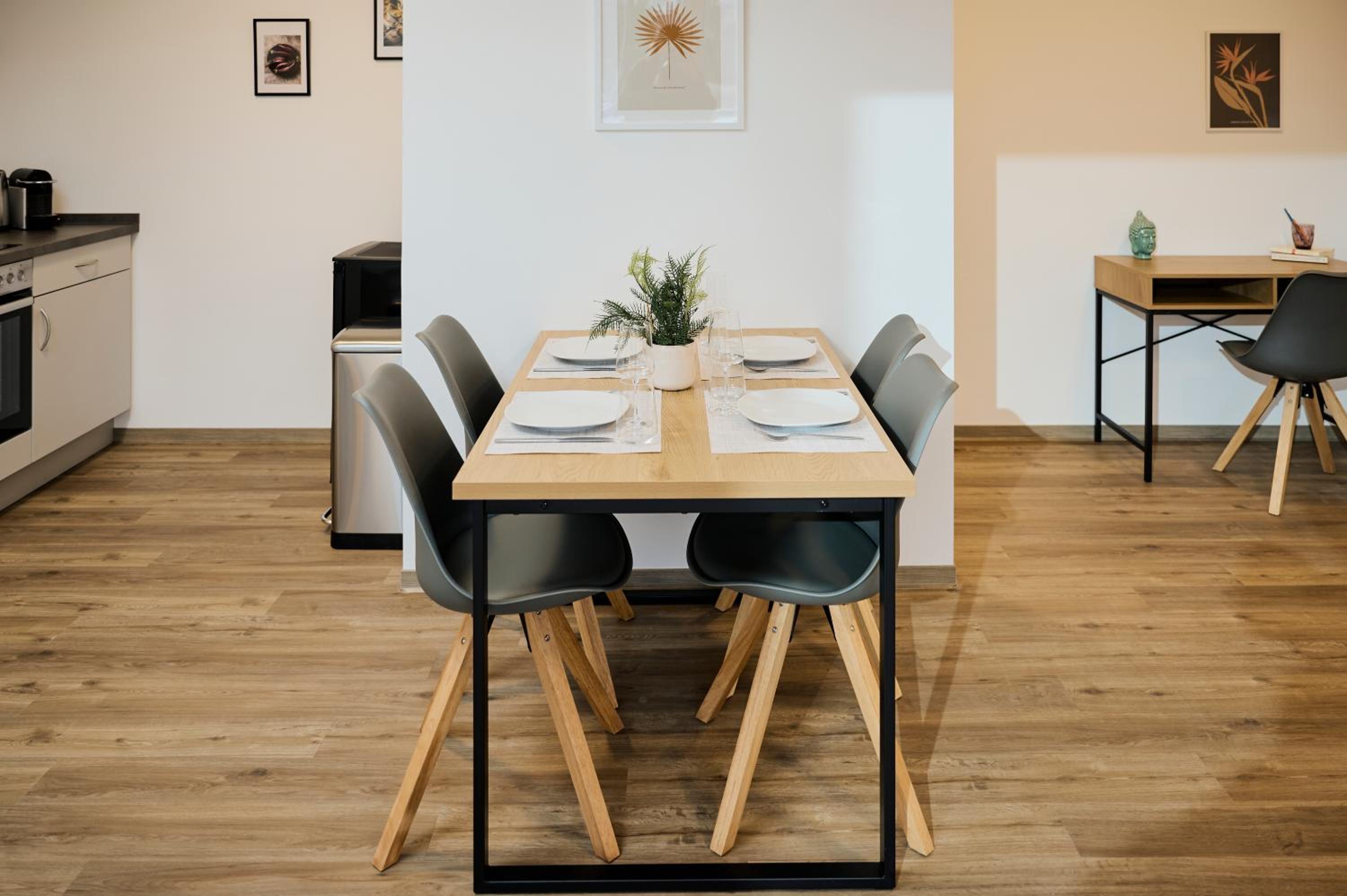 Rent4Living Apartments WLAN I Tiefgarage I nahe dem Zentrum und Therme I Barrierearm