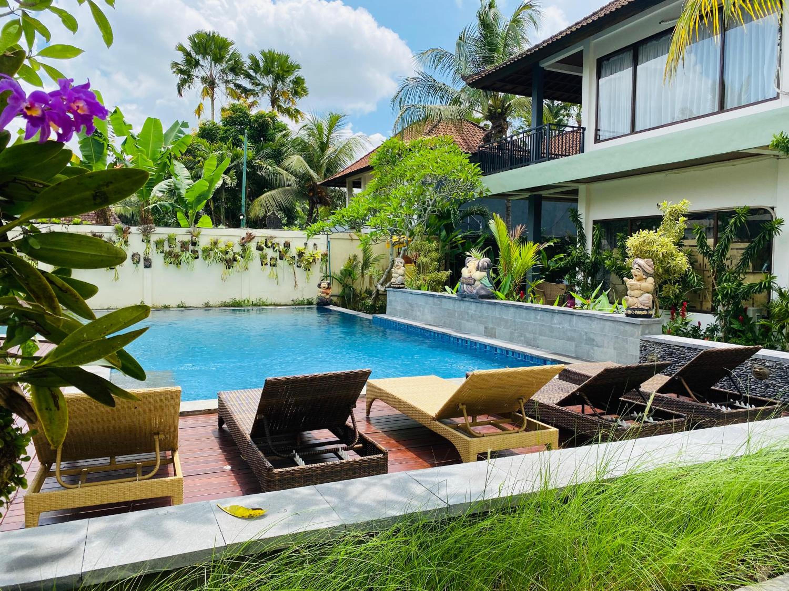 Putri Ayu Cottages