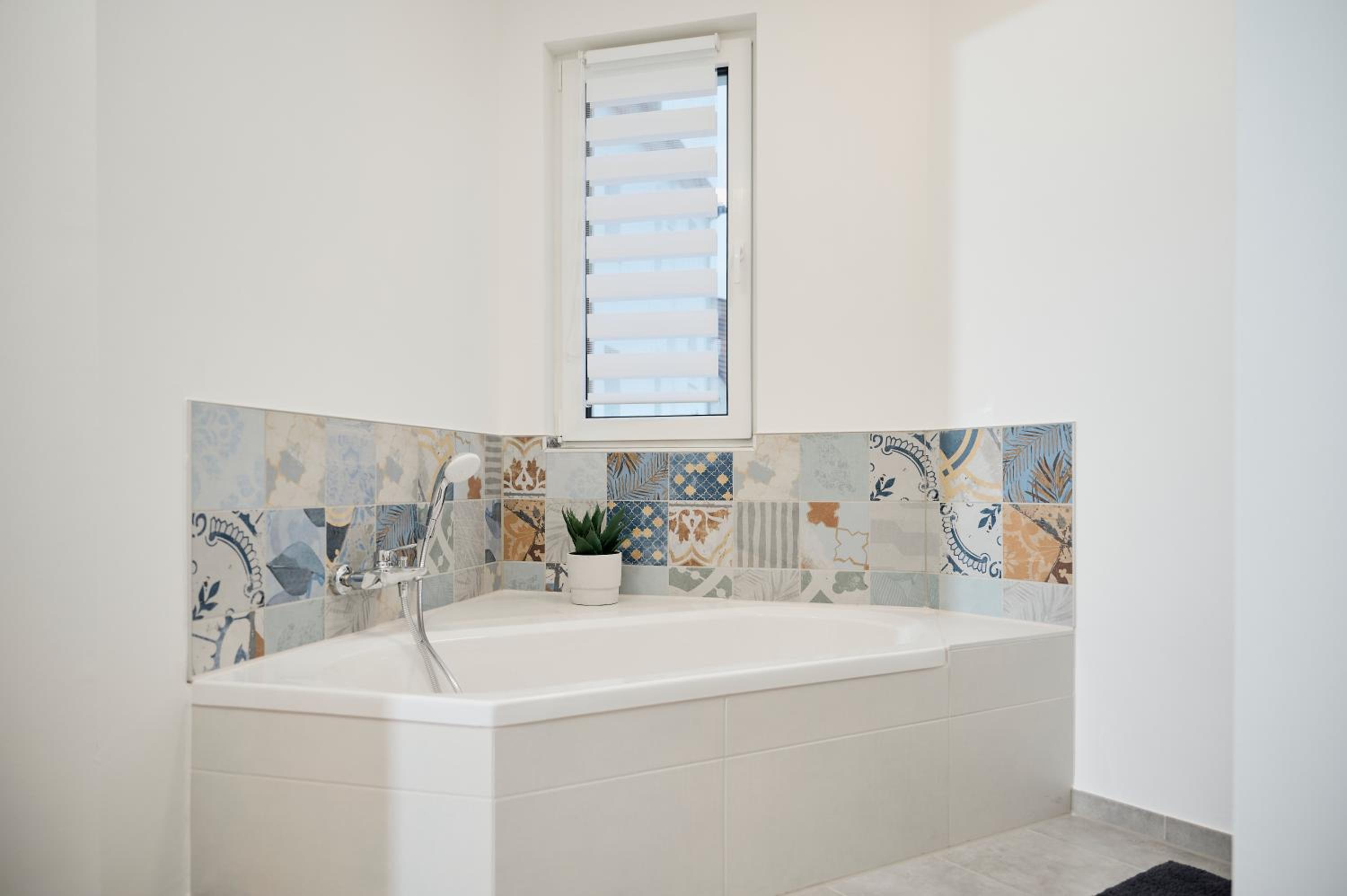 Rent4Living Apartments WLAN I Tiefgarage I nahe dem Zentrum und Therme I Barrierearm