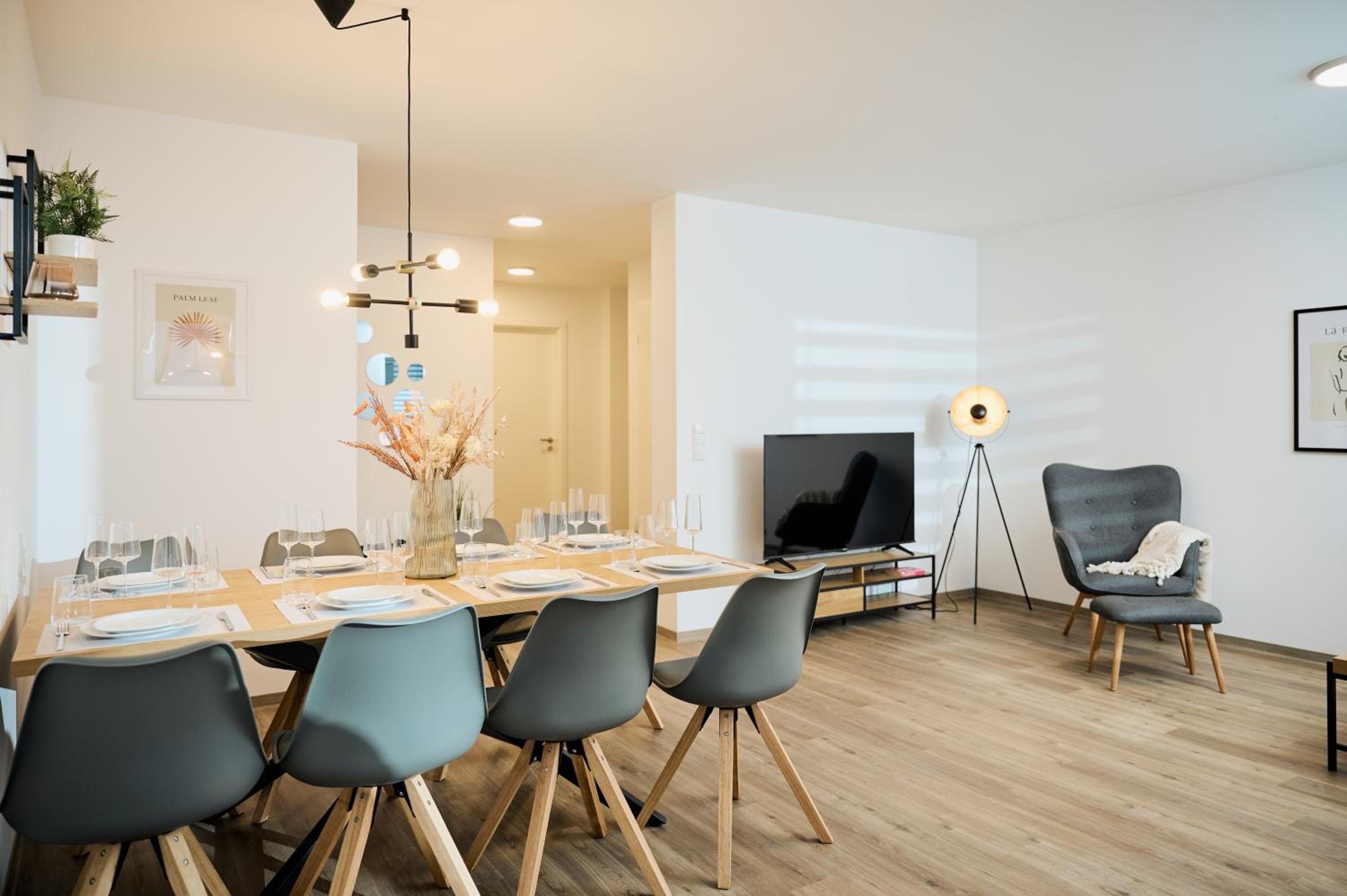 Rent4Living Apartments WLAN I Tiefgarage I nahe dem Zentrum und Therme I Barrierearm