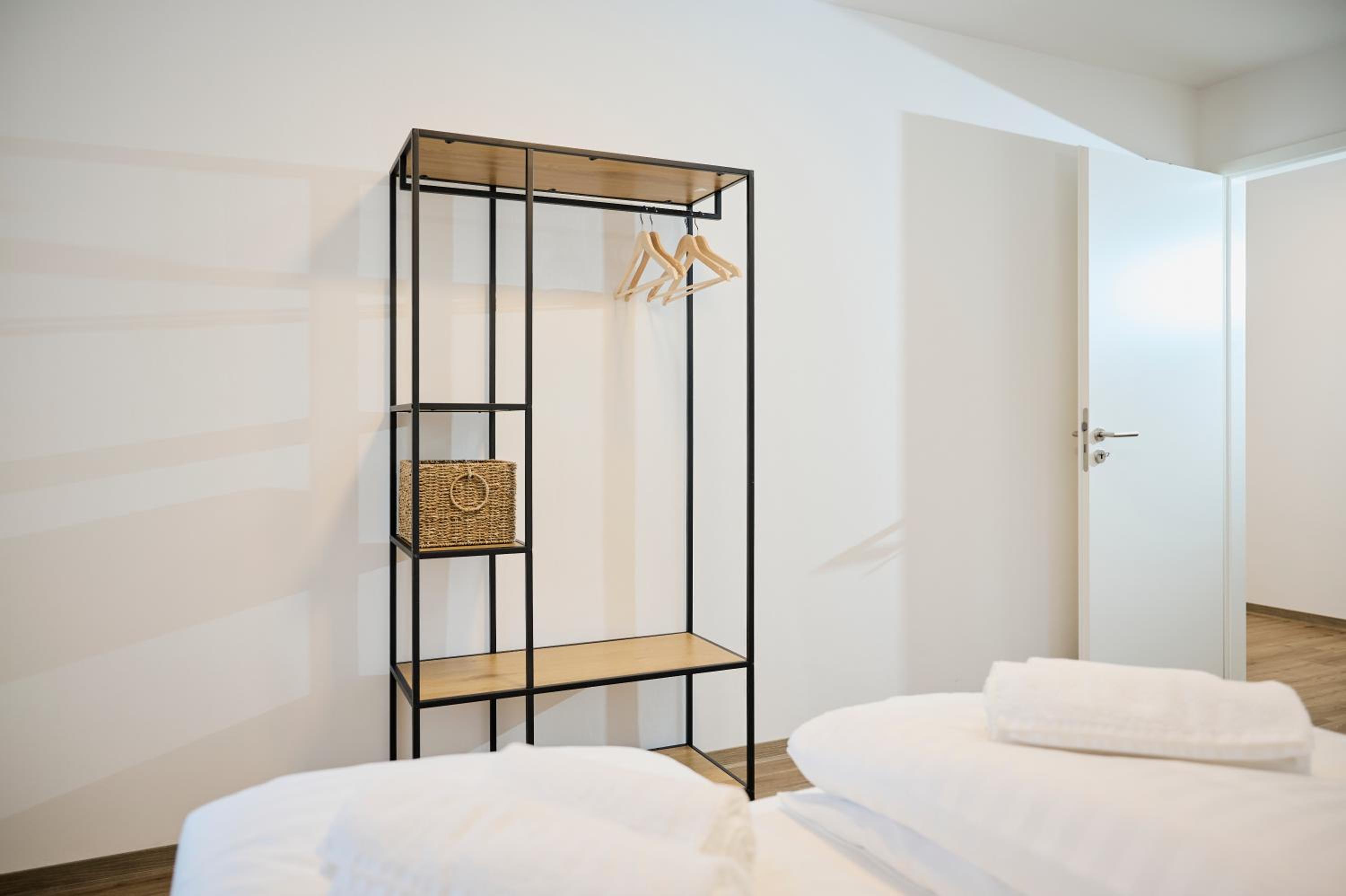 Rent4Living Apartments WLAN I Tiefgarage I nahe dem Zentrum und Therme I Barrierearm