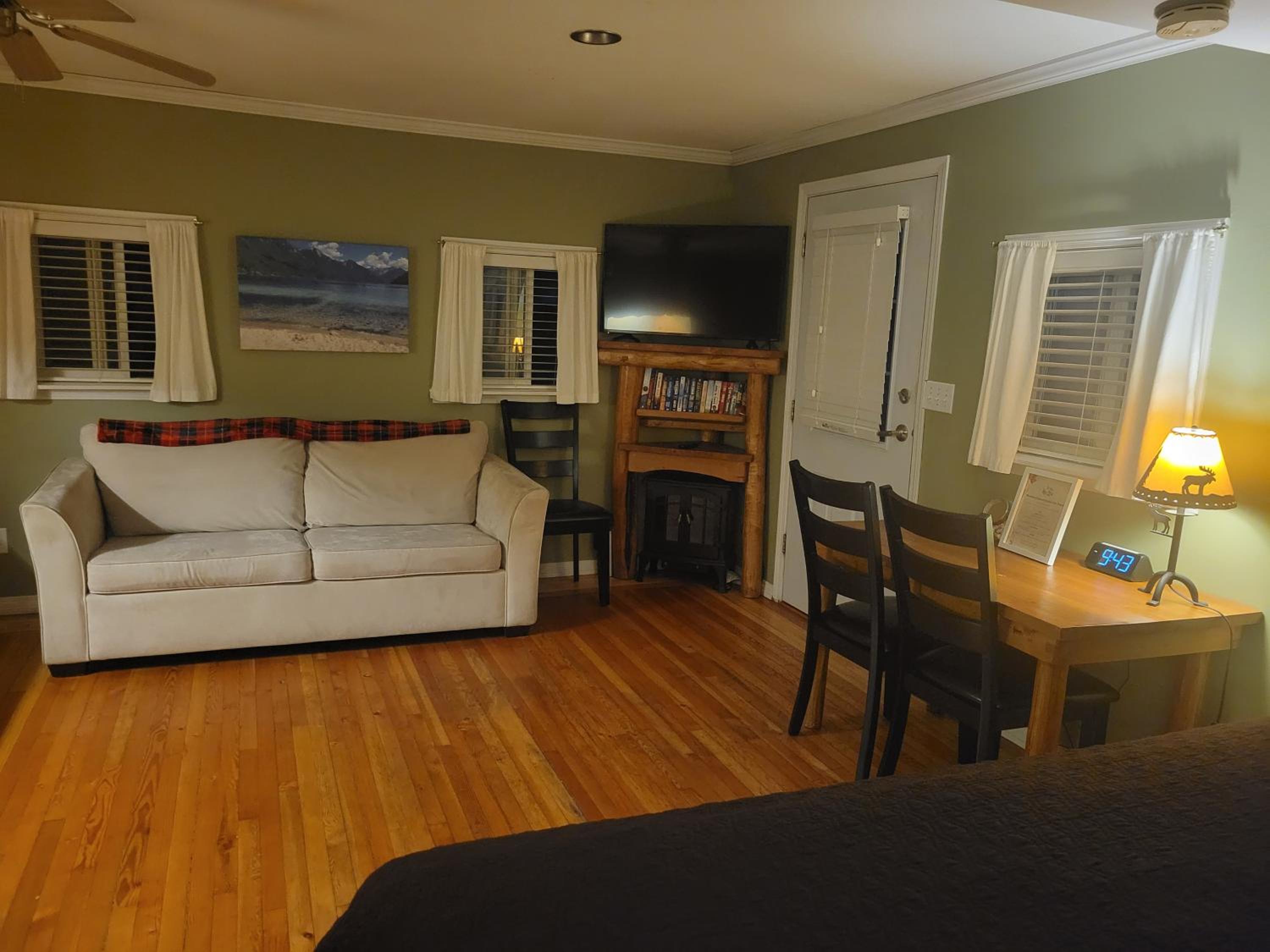 Riverbend Guest House