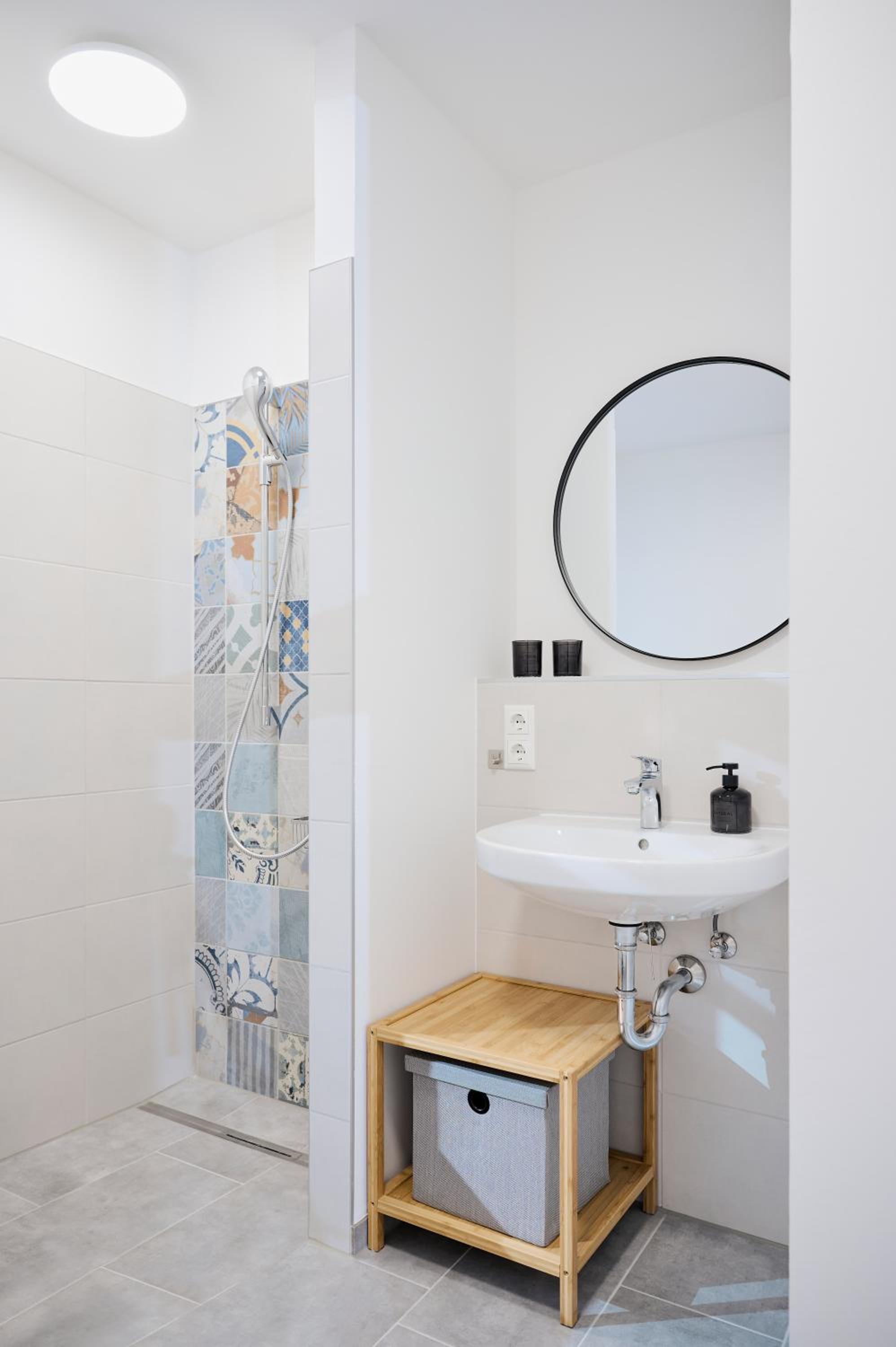 Rent4Living Apartments WLAN I Tiefgarage I nahe dem Zentrum und Therme I Barrierearm