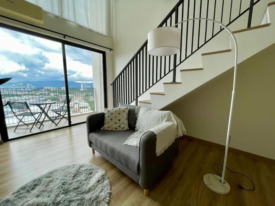 E1 Emporis Duplex SEGI KD Tropicana IKEA One Utama photo 1