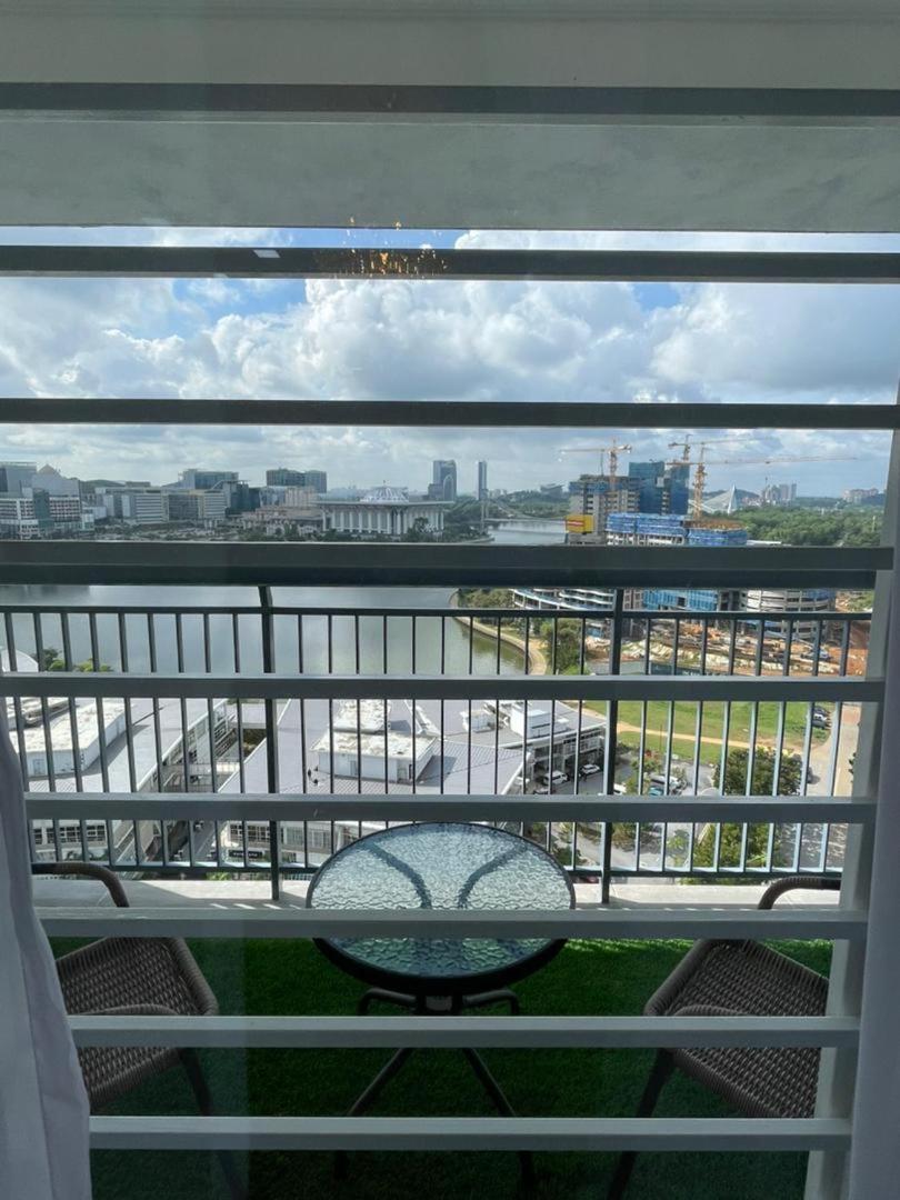 VVIP LUXURIOUS HOMESTAY PUTRAJAYA FREE WIFI AND PARKING photo 8