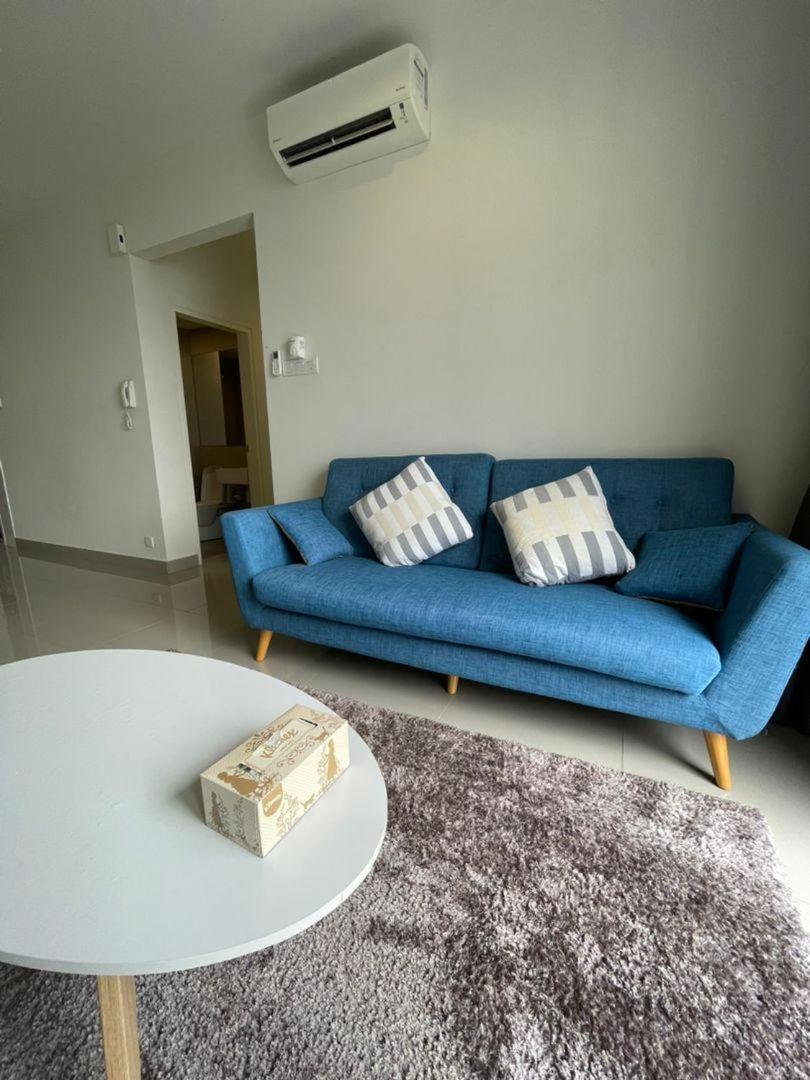 3 ROOMS, up to 6pax in Desa Parkcity