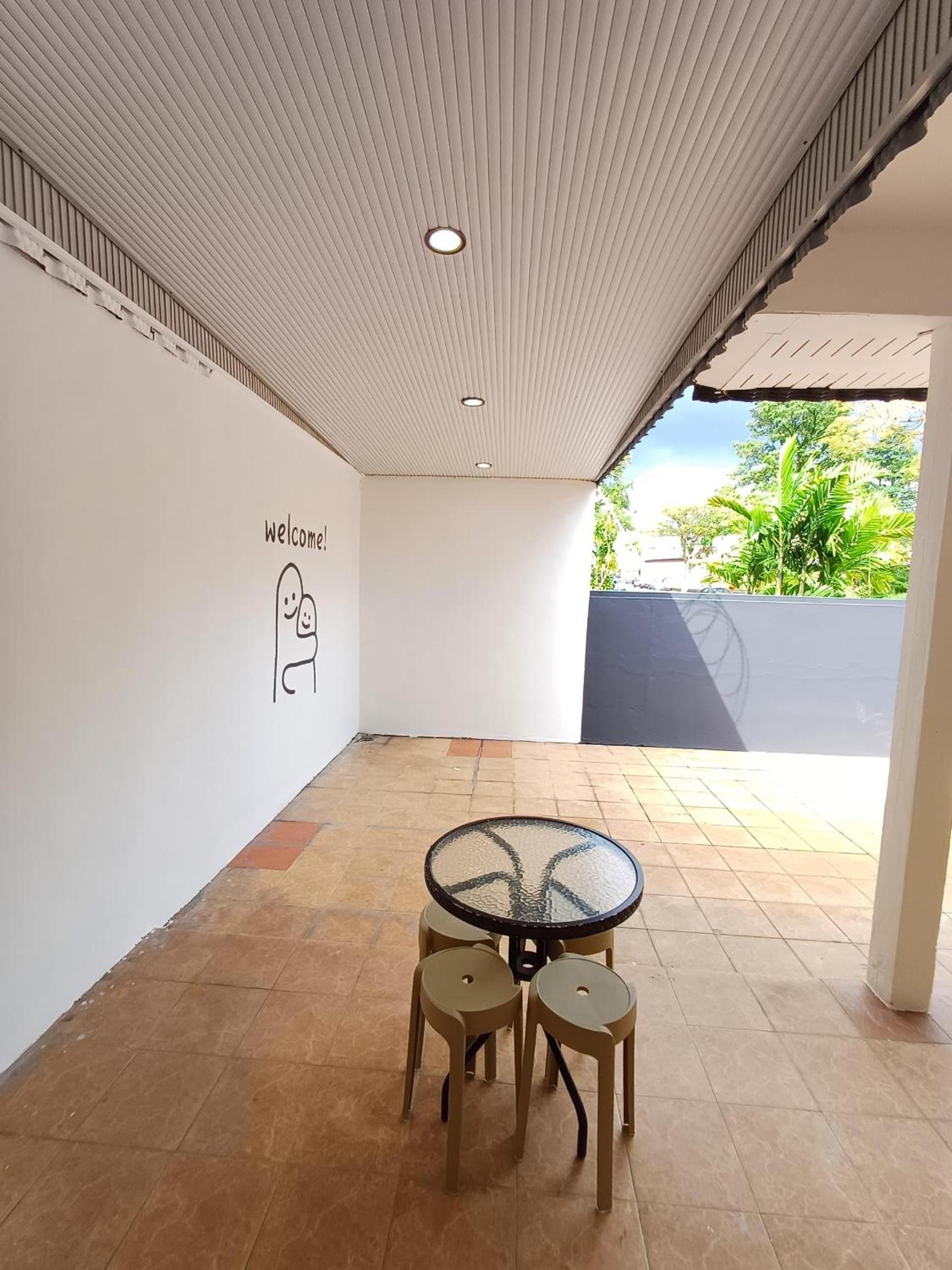 IPOH LYL EVERGREEN HOMESTAY 12pax view 2