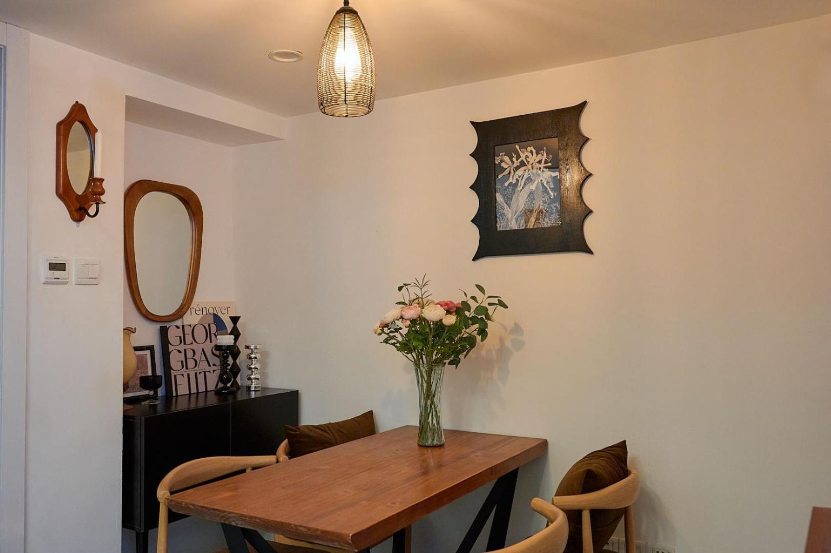 Shanghai Hills&Well-time MCM Family loft Near Line2 and line13 West Nanjing Road